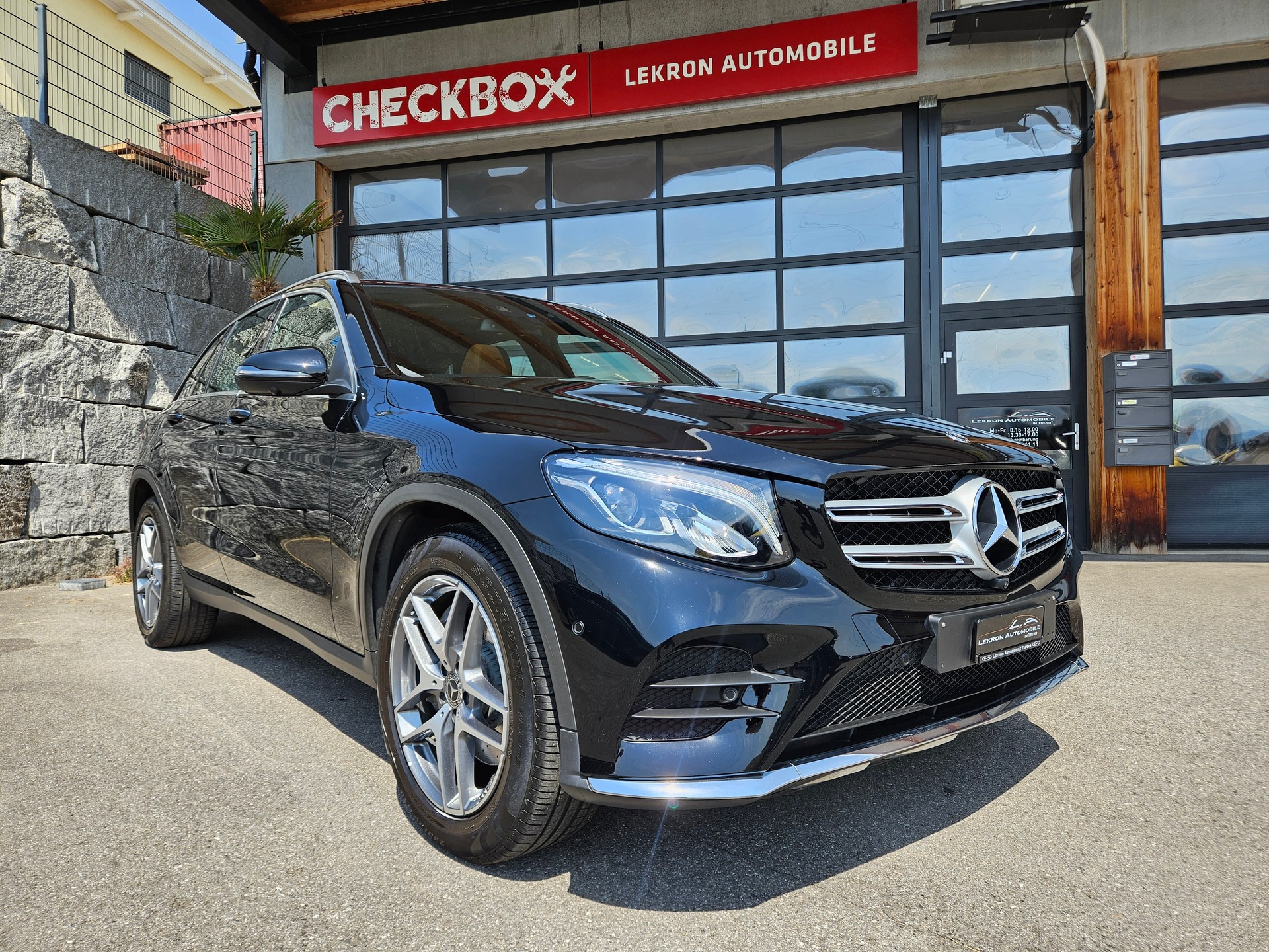 MERCEDES-BENZ GLC 250 AMG Line 4Matic 9G-Tronic