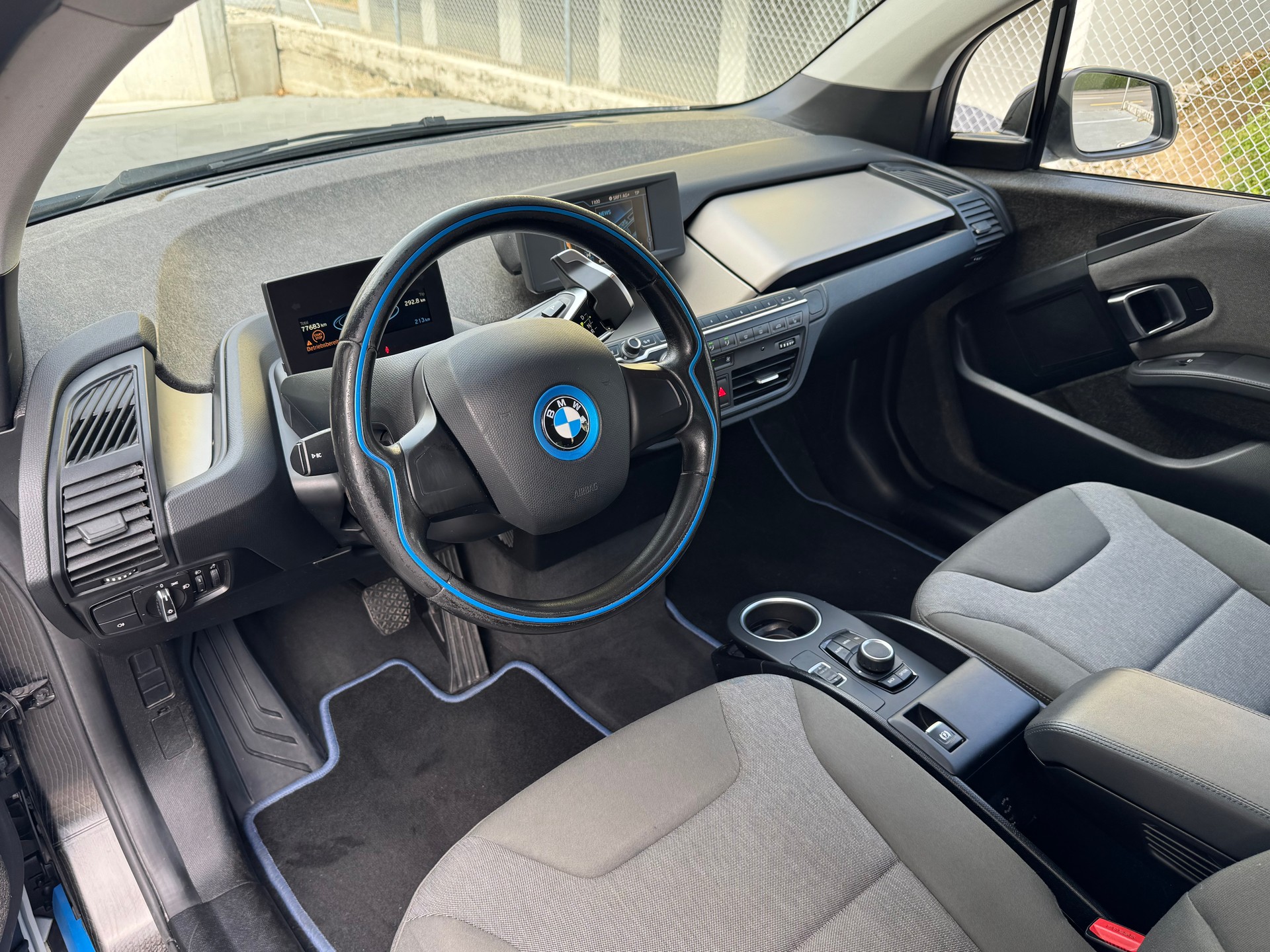 BMW i3 (94Ah)-image-8