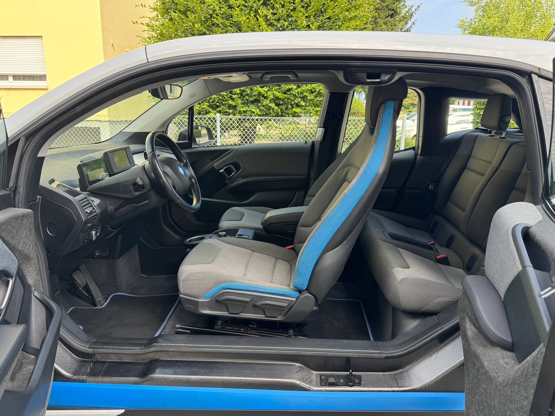 BMW i3 (94Ah)-image-14