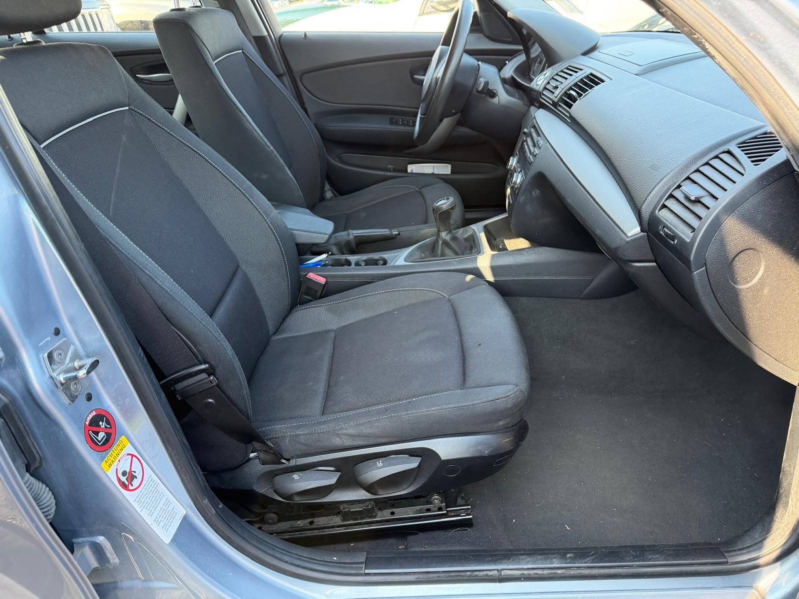 BMW 116i-image-7