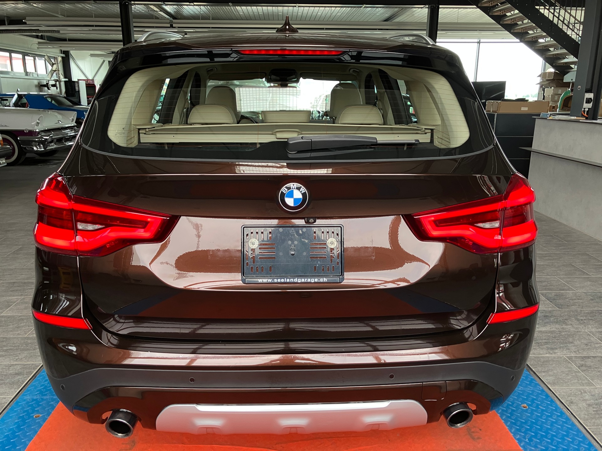 BMW X3 xDrive 30d xLine Steptronic 4x4-showroom-element-3