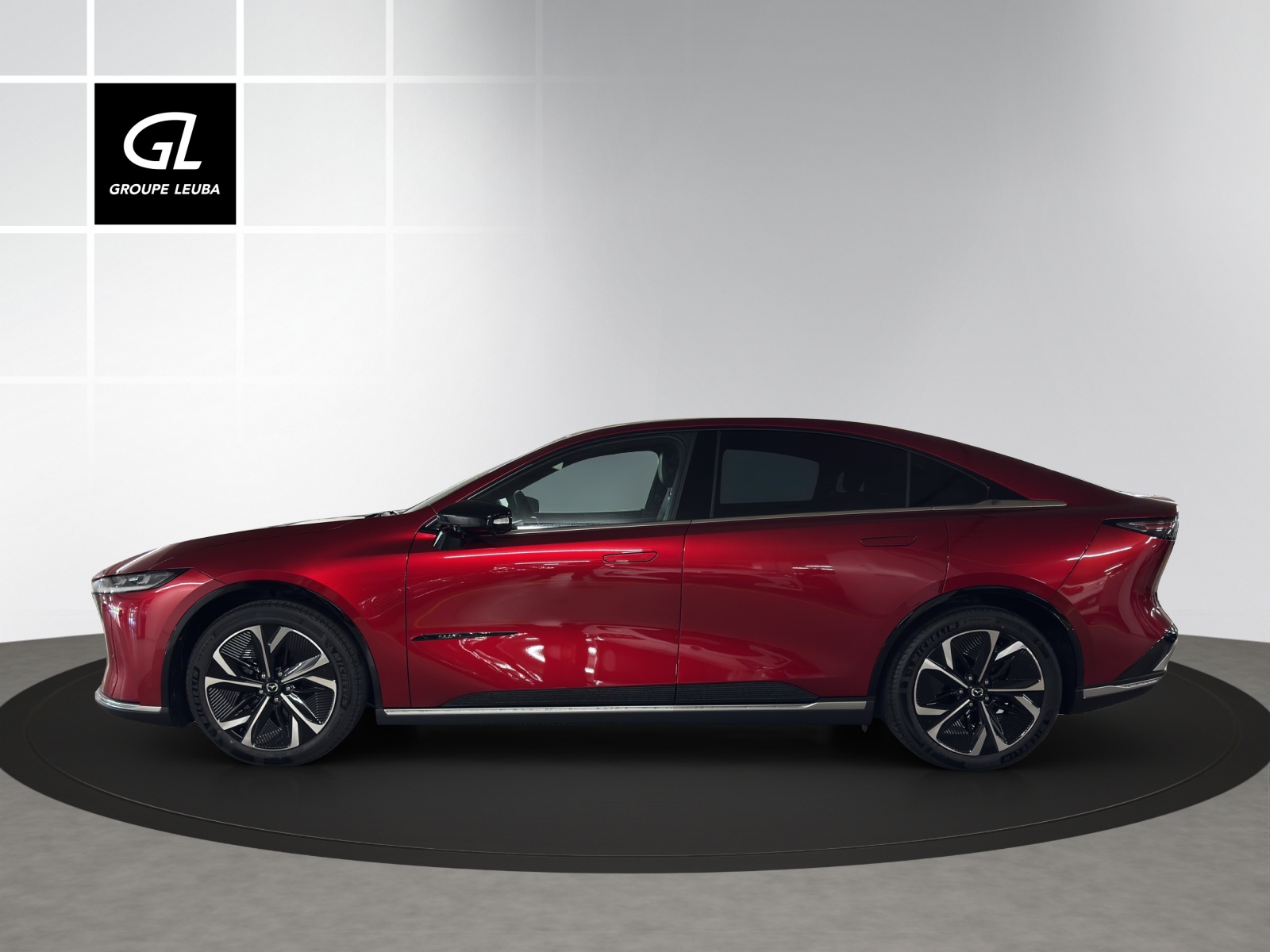 MAZDA 6e 245 80kWh Takumi-showroom-element-2