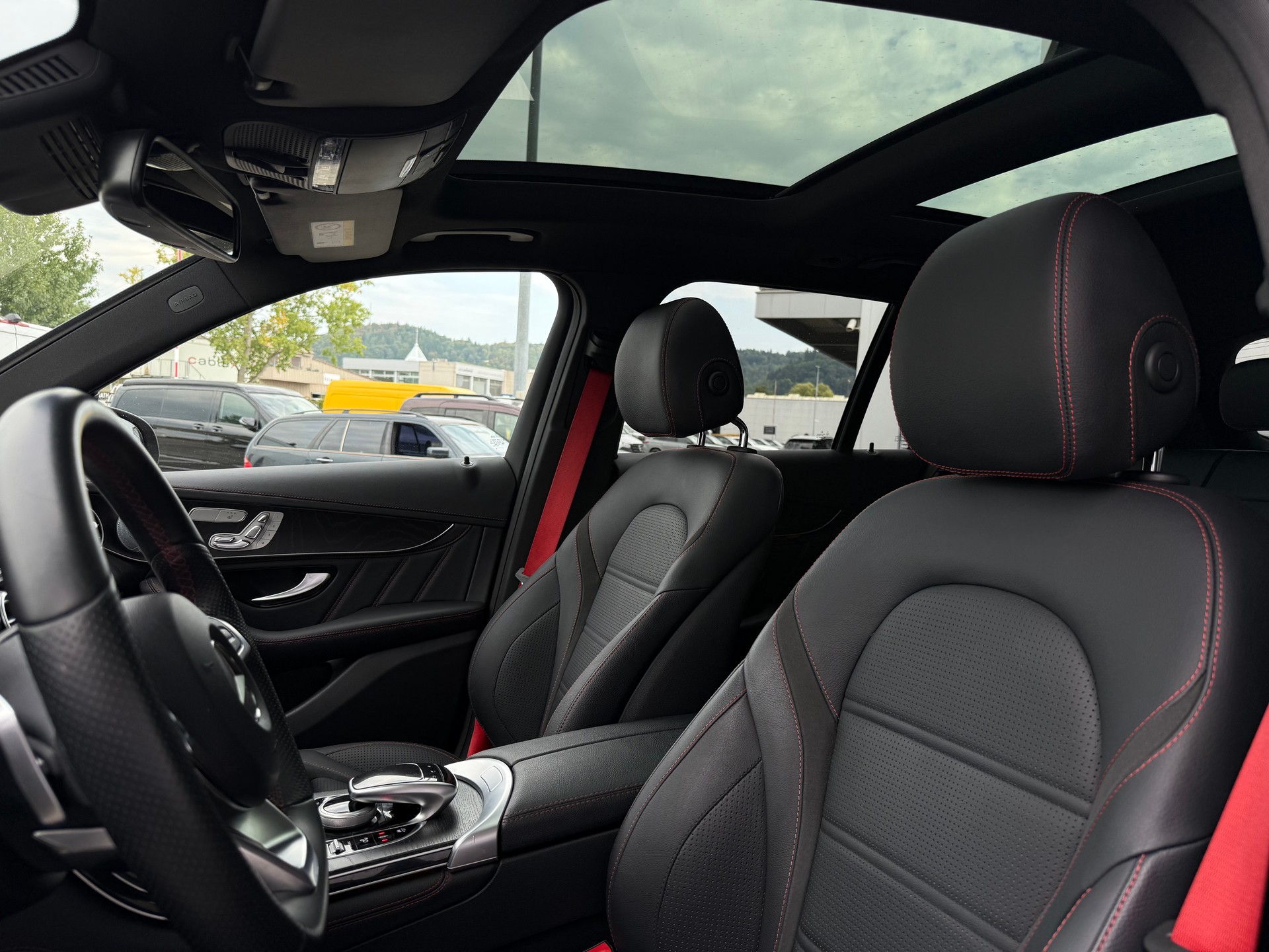 MERCEDES-BENZ GLC 43 AMG 4Matic 9G-Tronic-showroom-element-3