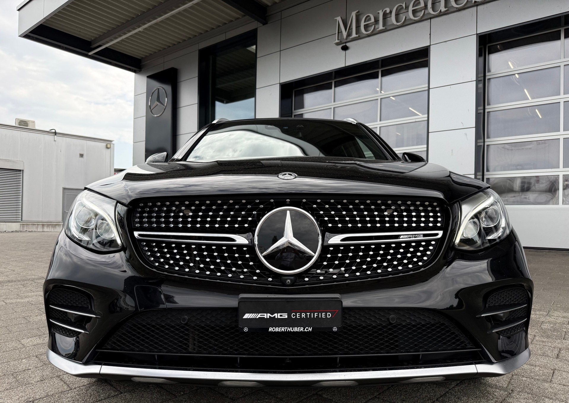 MERCEDES-BENZ GLC 43 AMG 4Matic 9G-Tronic-showroom-element-2