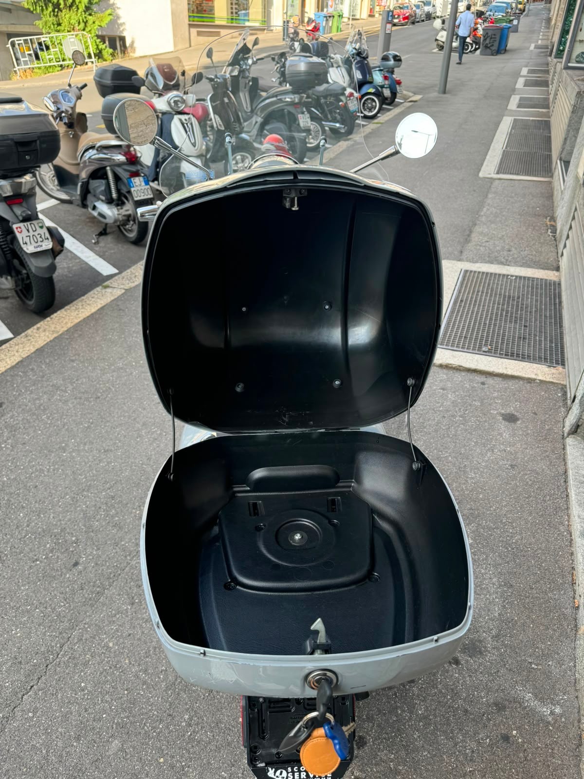 PIAGGIO Vespa GTS 300 HPE Touring ABS/ASR-image-5