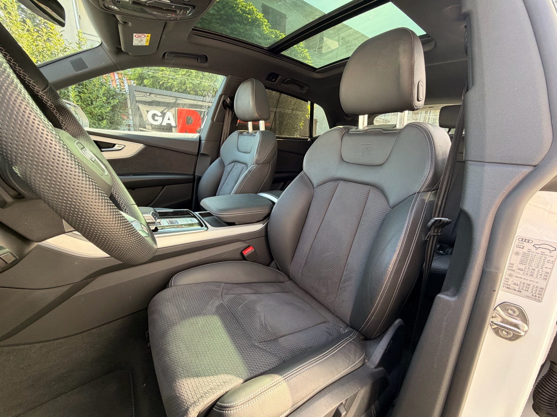 AUDI Q8 3.0 TDI 231PS QUATTRO *** 360 GRAD KAMERA & 4 JAHRE AUDI WERKSGARANTIE ***-image-7