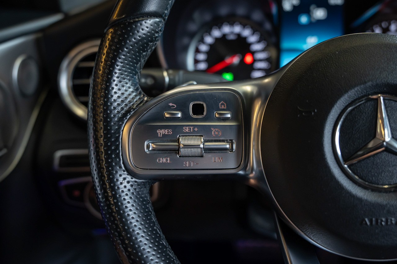 MERCEDES-BENZ C 200 Coupé AMG Line 9G-Tronic-image-26