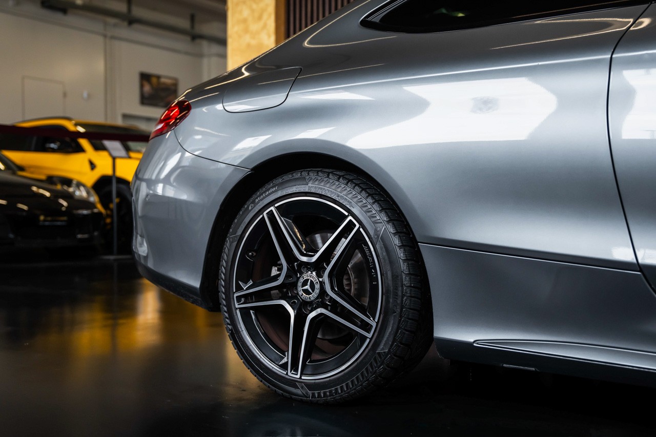MERCEDES-BENZ C 200 Coupé AMG Line 9G-Tronic-image-10