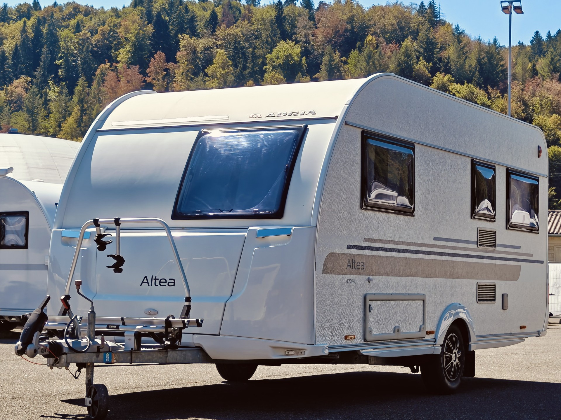 ADRIA Altea 472 PU -- Luftvorzelt -- Veloträger -- WC+Dusche