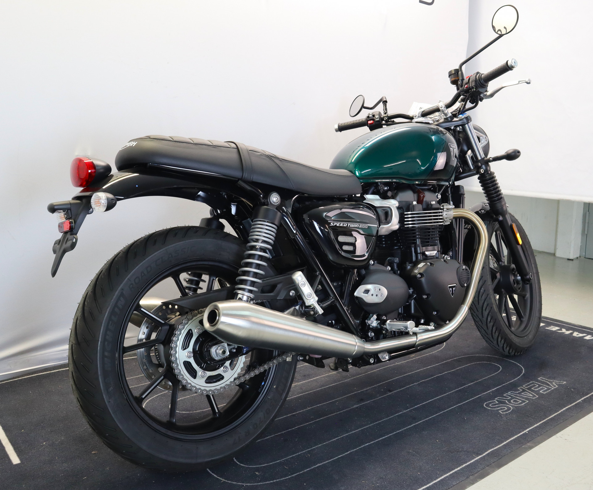TRIUMPH Speed Twin 900-image-3