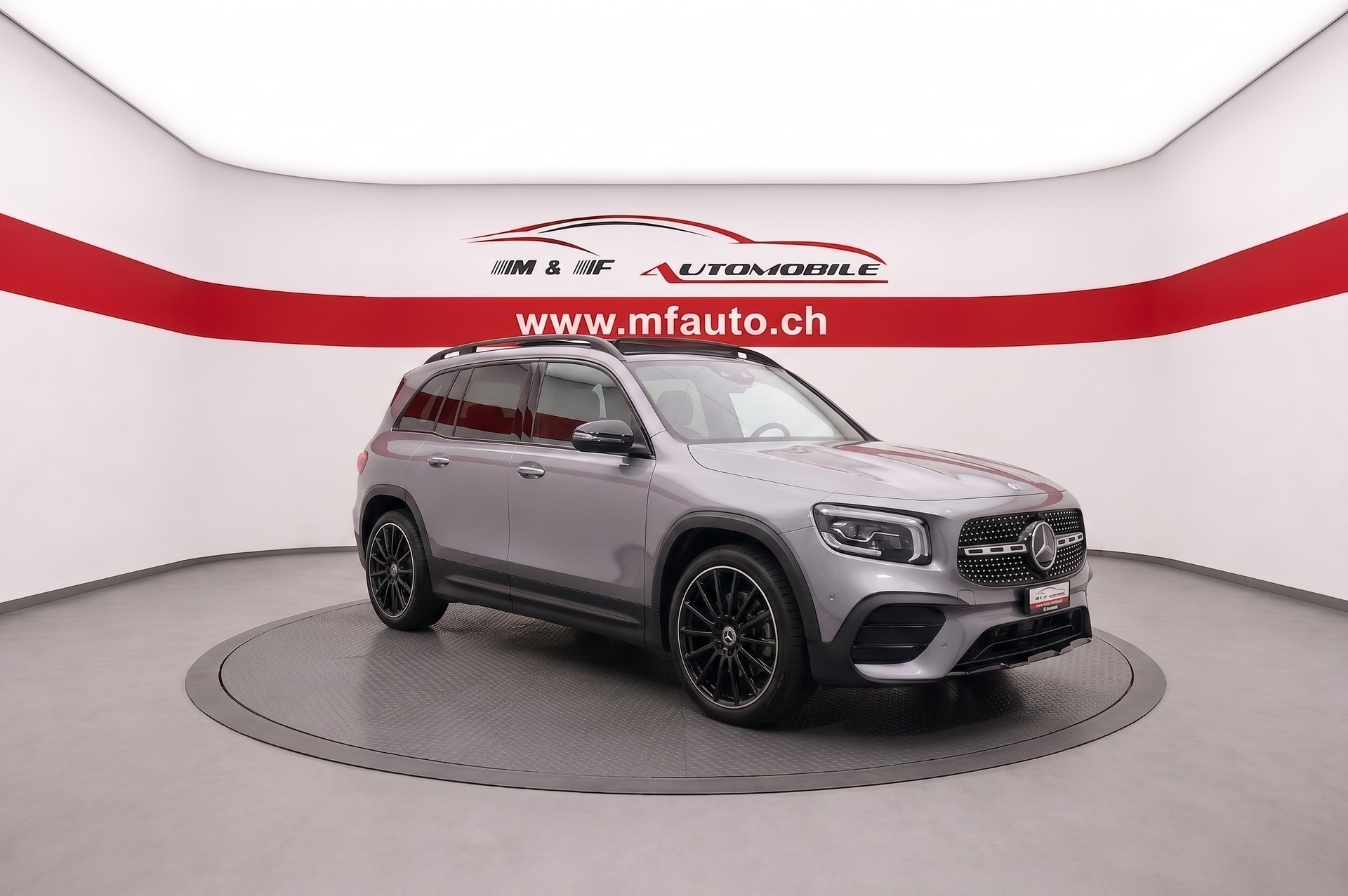 MERCEDES-BENZ GLB 220 d AMG Line 4matic * CH FZ * Pack Premium Plus * 360°-Kamera * Panorama-Schiebedach *-showroom-element-3