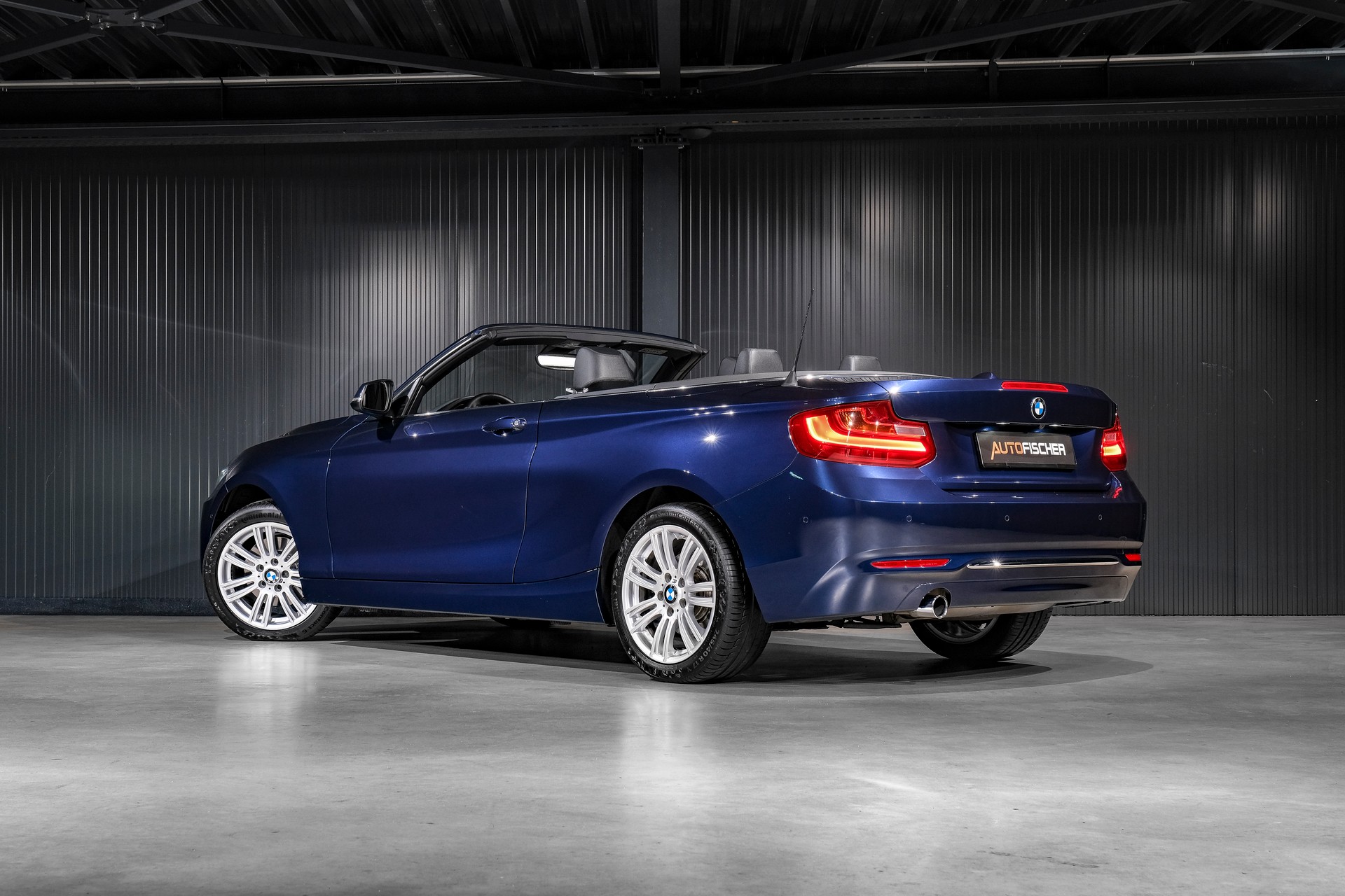 BMW 220 i Luxury Line Steptronic (C)-showroom-element-1