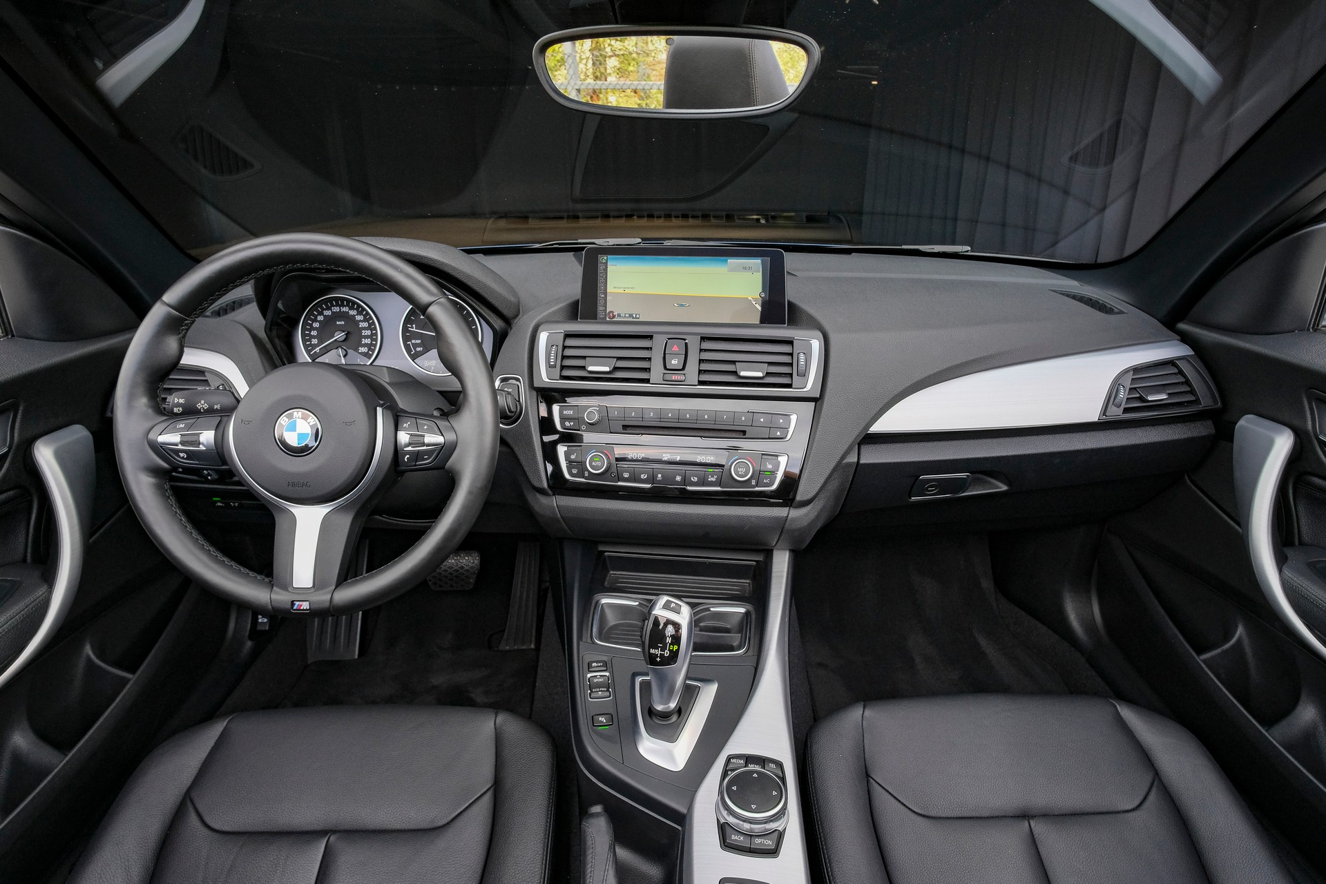 BMW 220 i Luxury Line Steptronic (C)-image-14