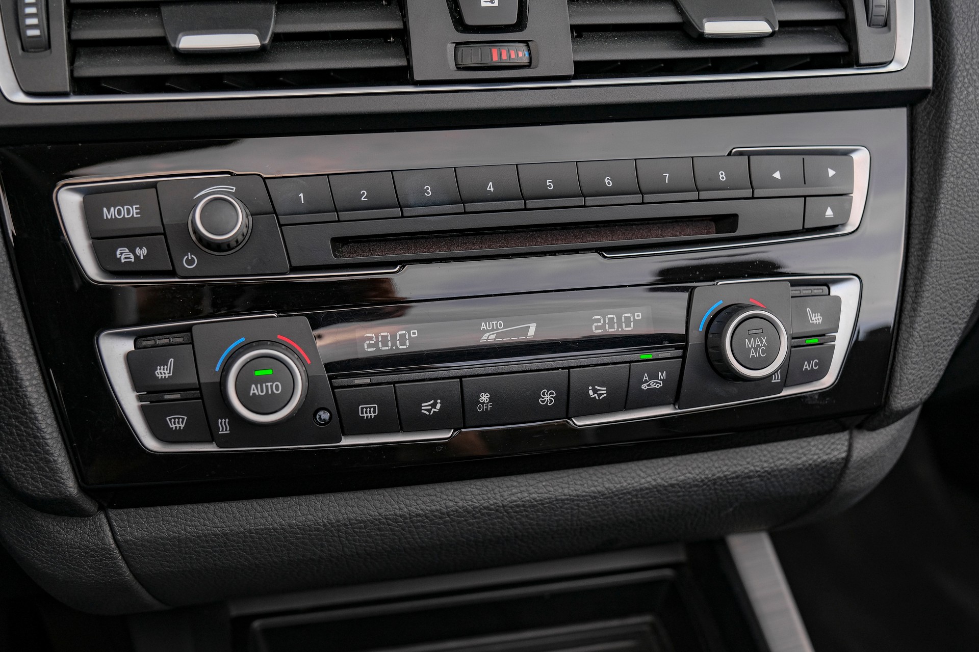 BMW 220 i Luxury Line Steptronic (C)-image-19