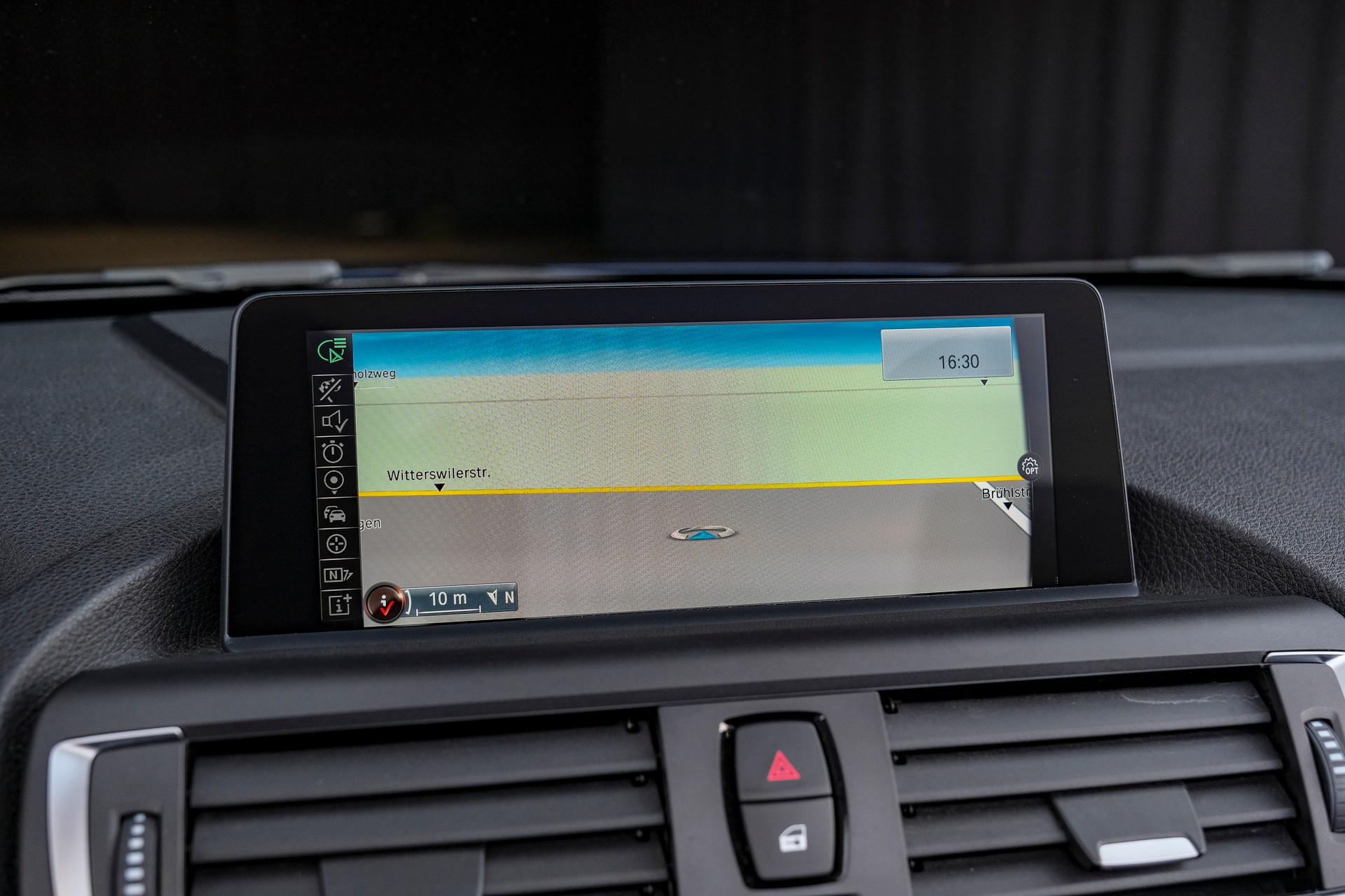 BMW 220 i Luxury Line Steptronic (C)-image-17
