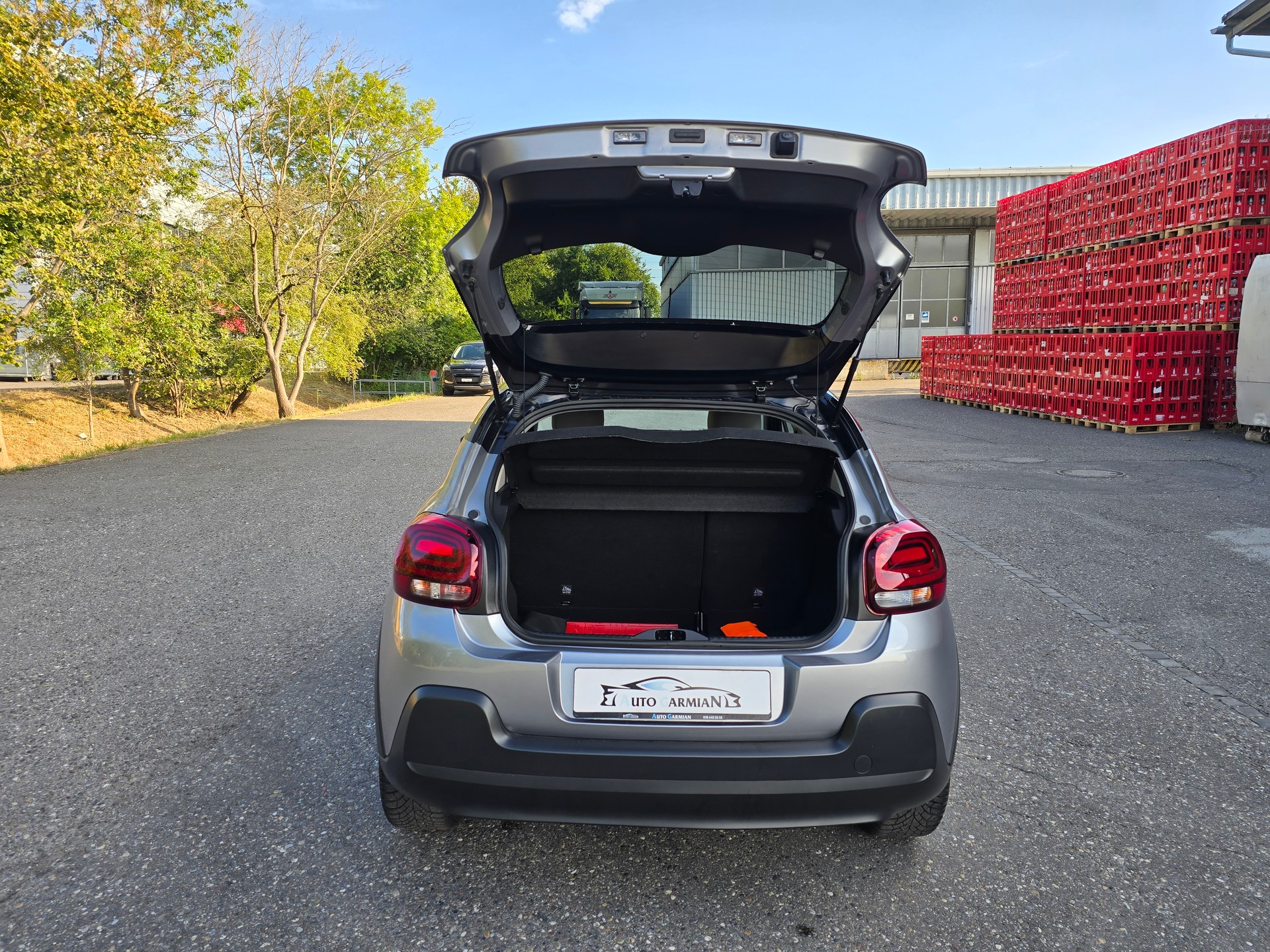 CITROEN C3 1.2i PureTech Shine EAT6-image-6