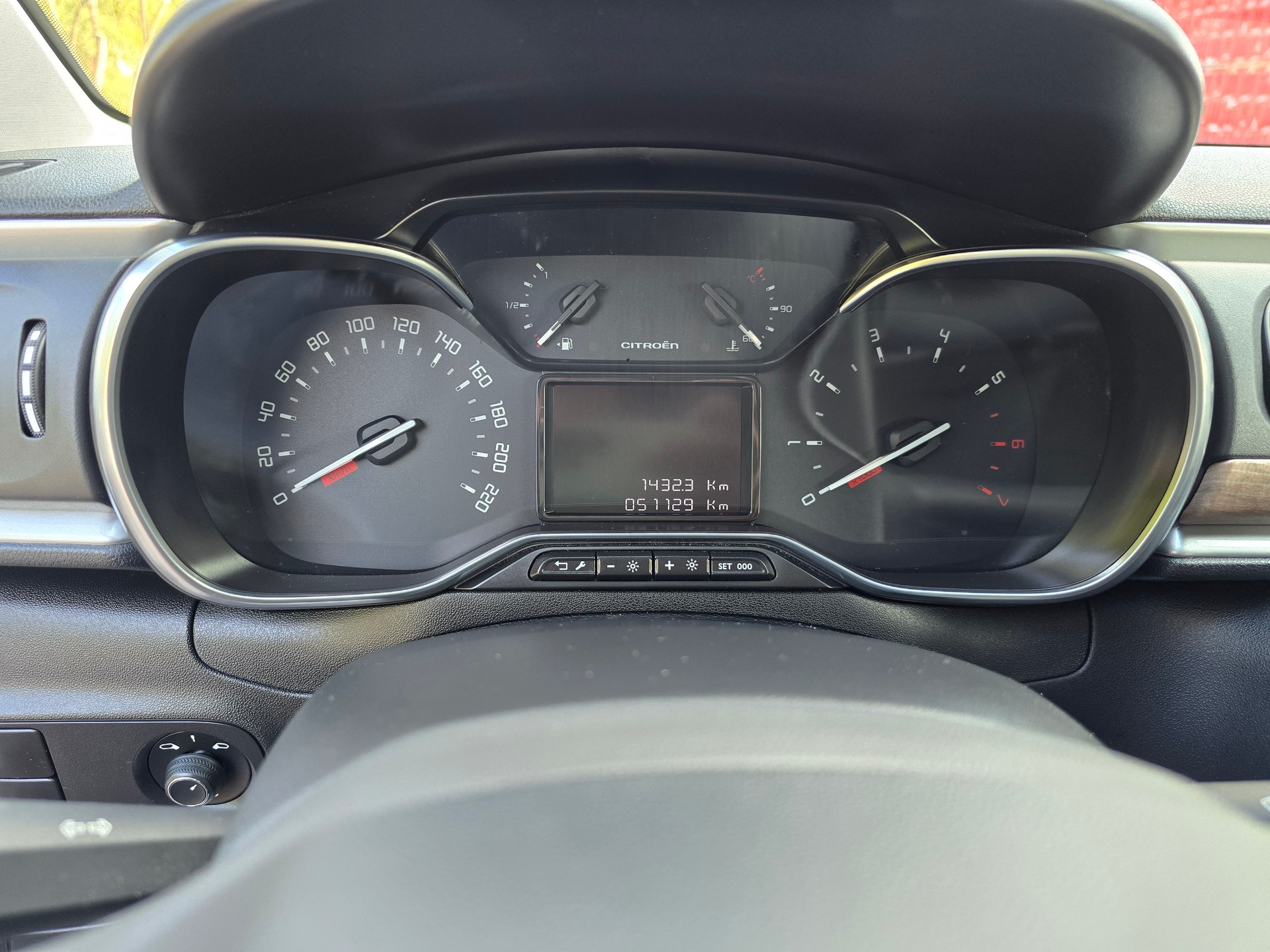 CITROEN C3 1.2i PureTech Shine EAT6-image-20