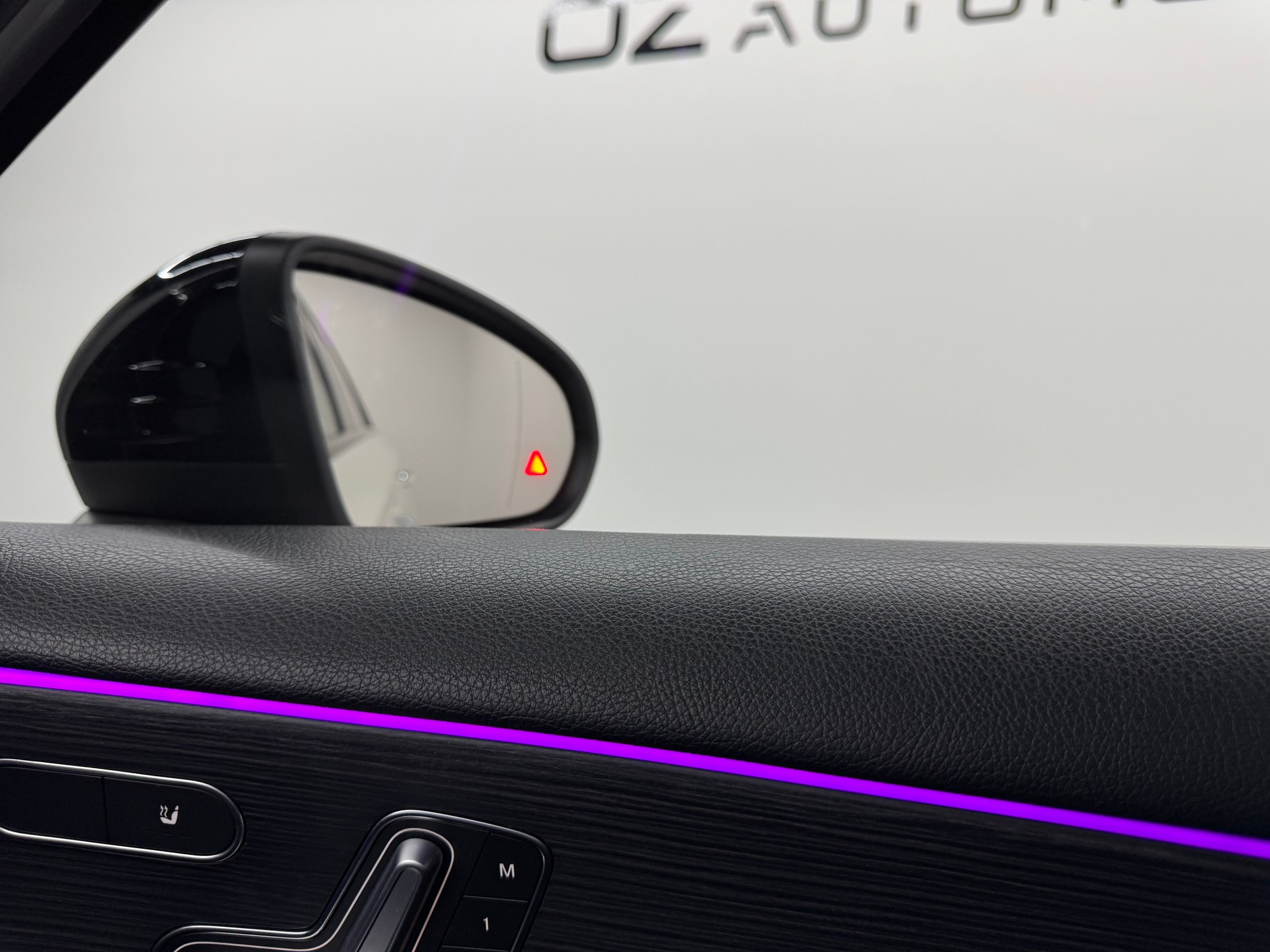 MERCEDES-BENZ A 200 AMG Line 7G-DCT-image-28