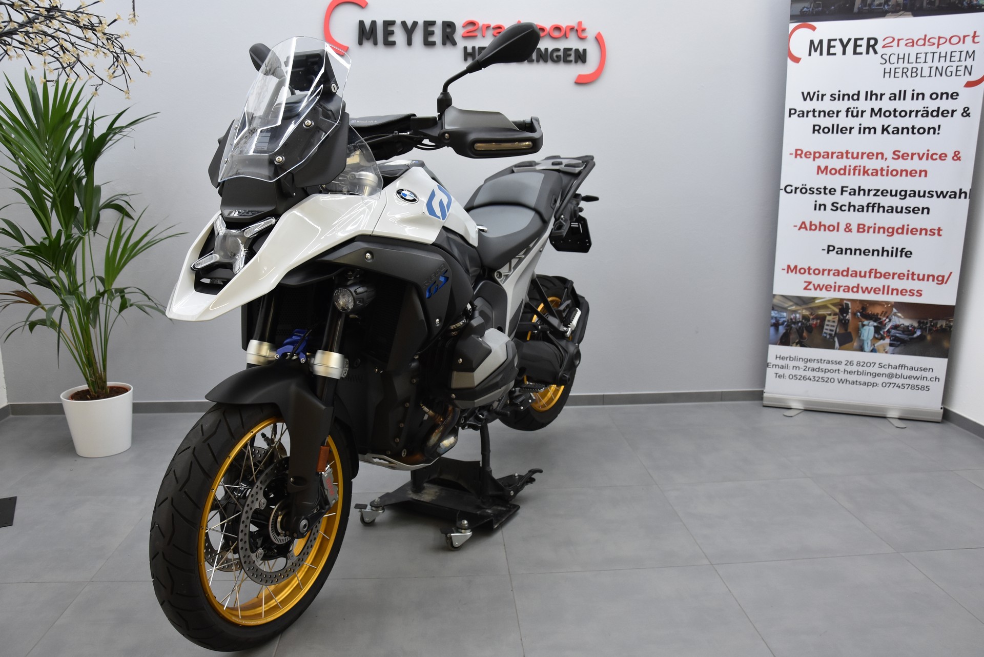 BMW R 1300 GS-image-3