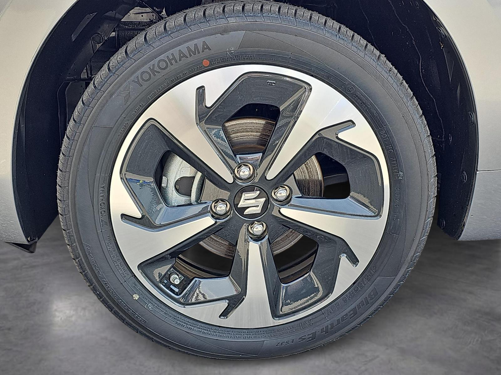 SUZUKI Swift 1.2 Tradizio Top Hybrid 4x4-image-12