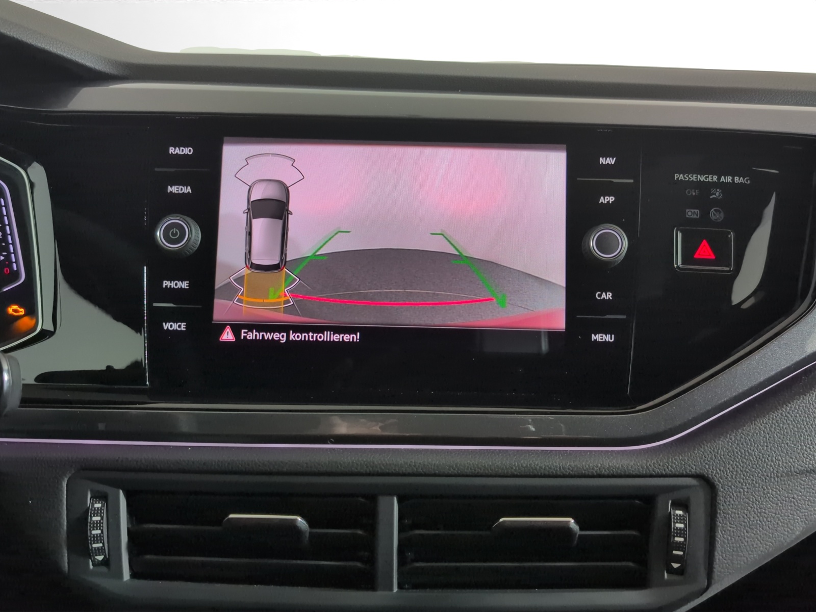 VW Polo 2.0 TSI GTI DSG-image-11