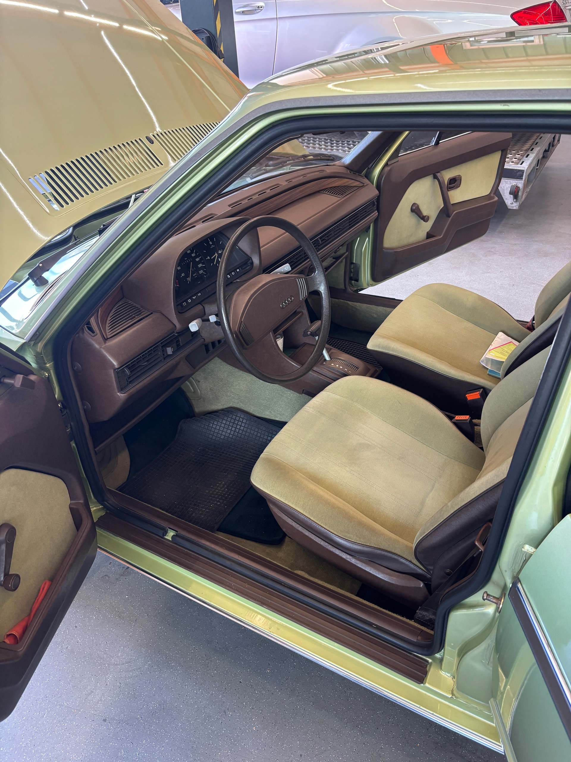 AUDI GLS-image-11