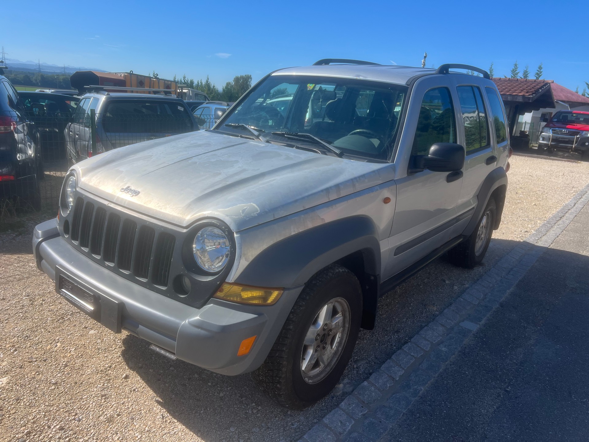 JEEP Cherokee 2.8 CRD Sport-image-4