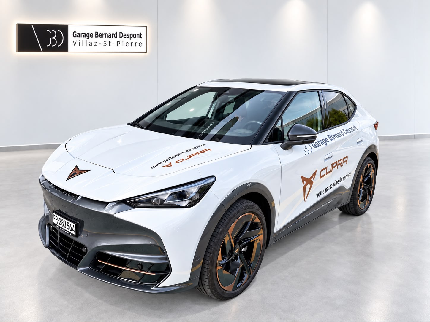 CUPRA Tavascan Type 9 77 kWh VZ Adrenaline-showroom-element-1