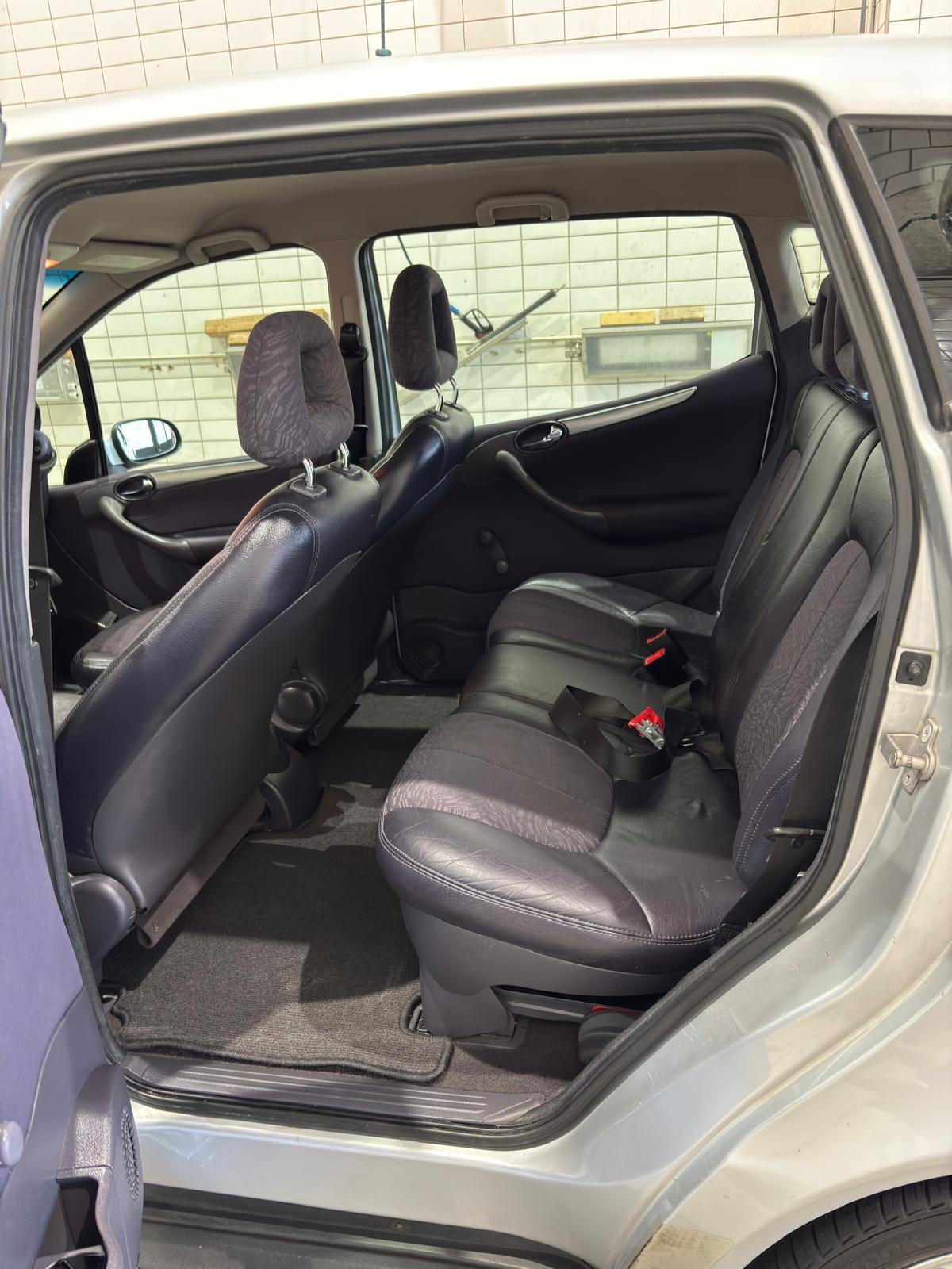 MERCEDES-BENZ A 190-image-4
