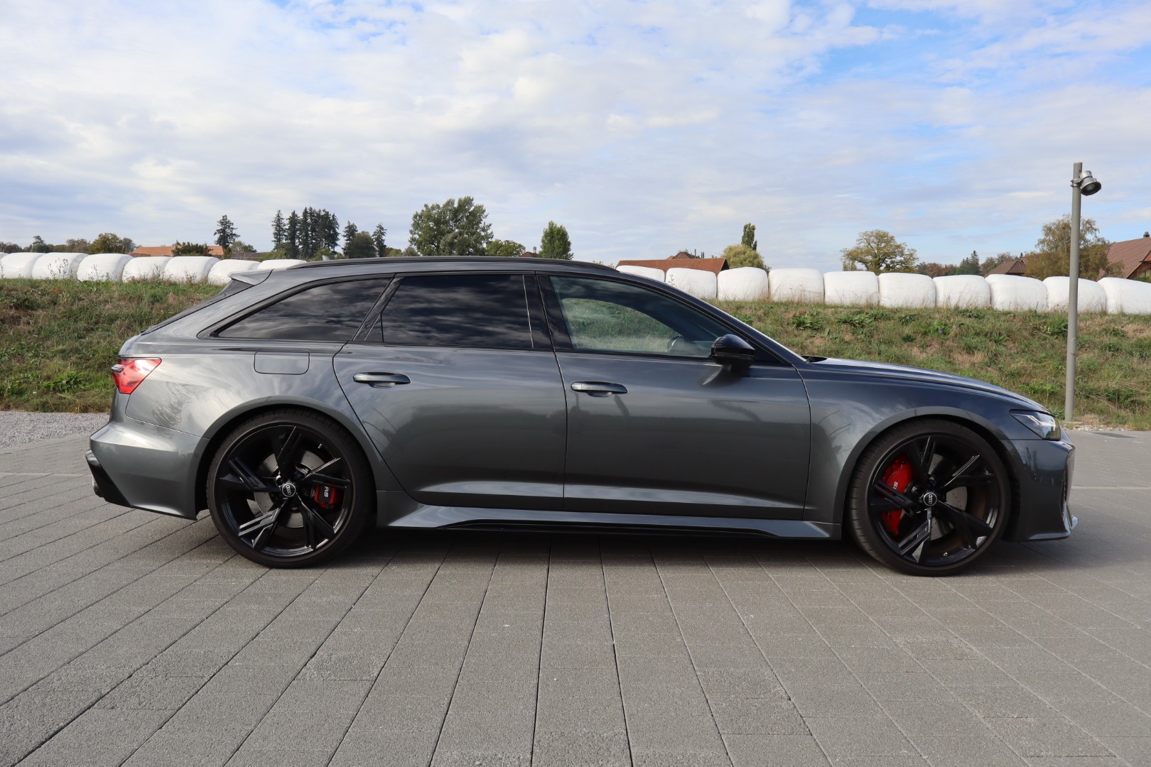 AUDI RS6 Avant 4.0 TFSI V8 quattro-image-5