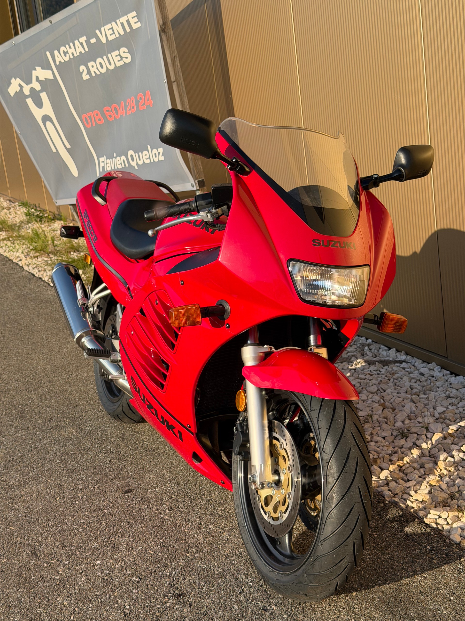 SUZUKI RF 600 R-image-0