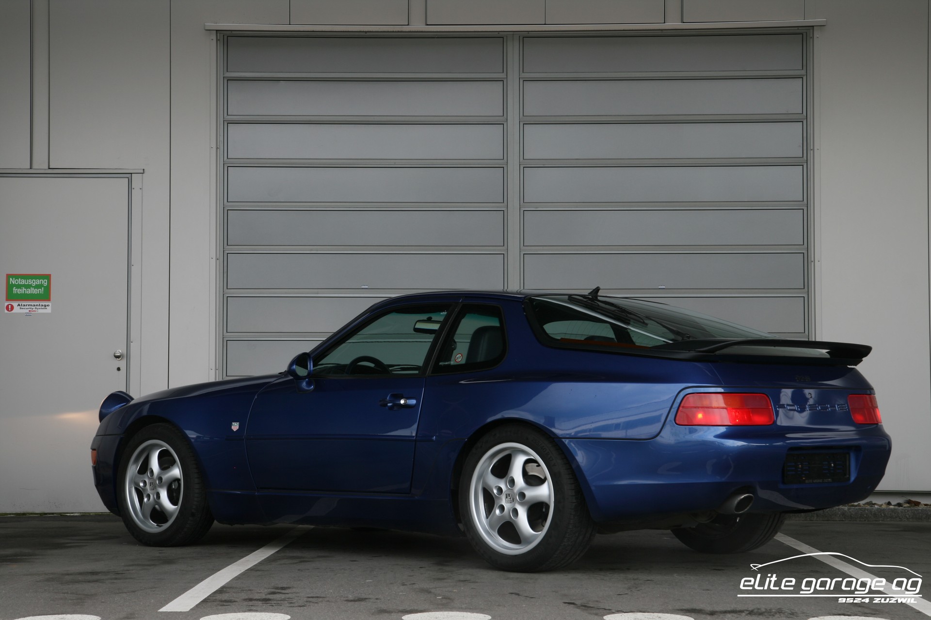PORSCHE 968-image-2