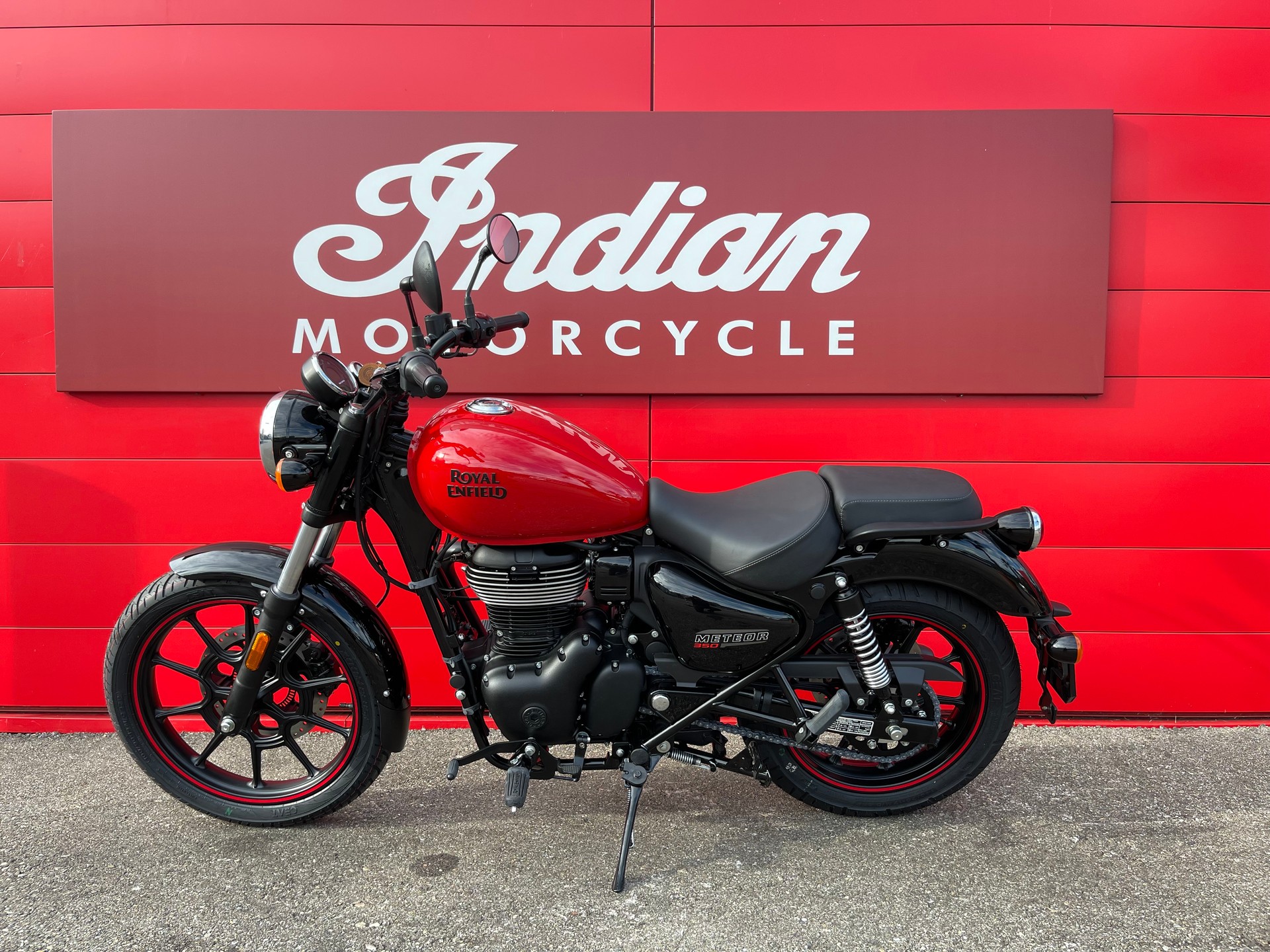 ROYAL ENFIELD Meteor Fireball-image-3