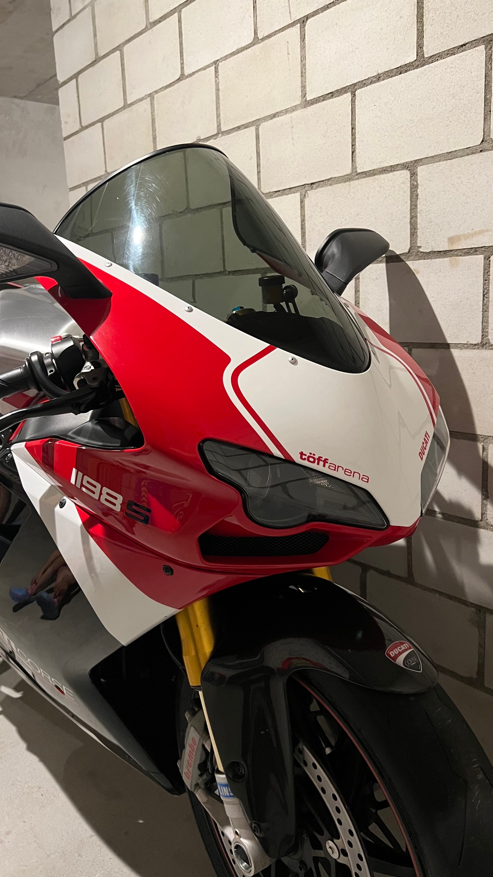 DUCATI 1198 S Corse Special Edition-image-4