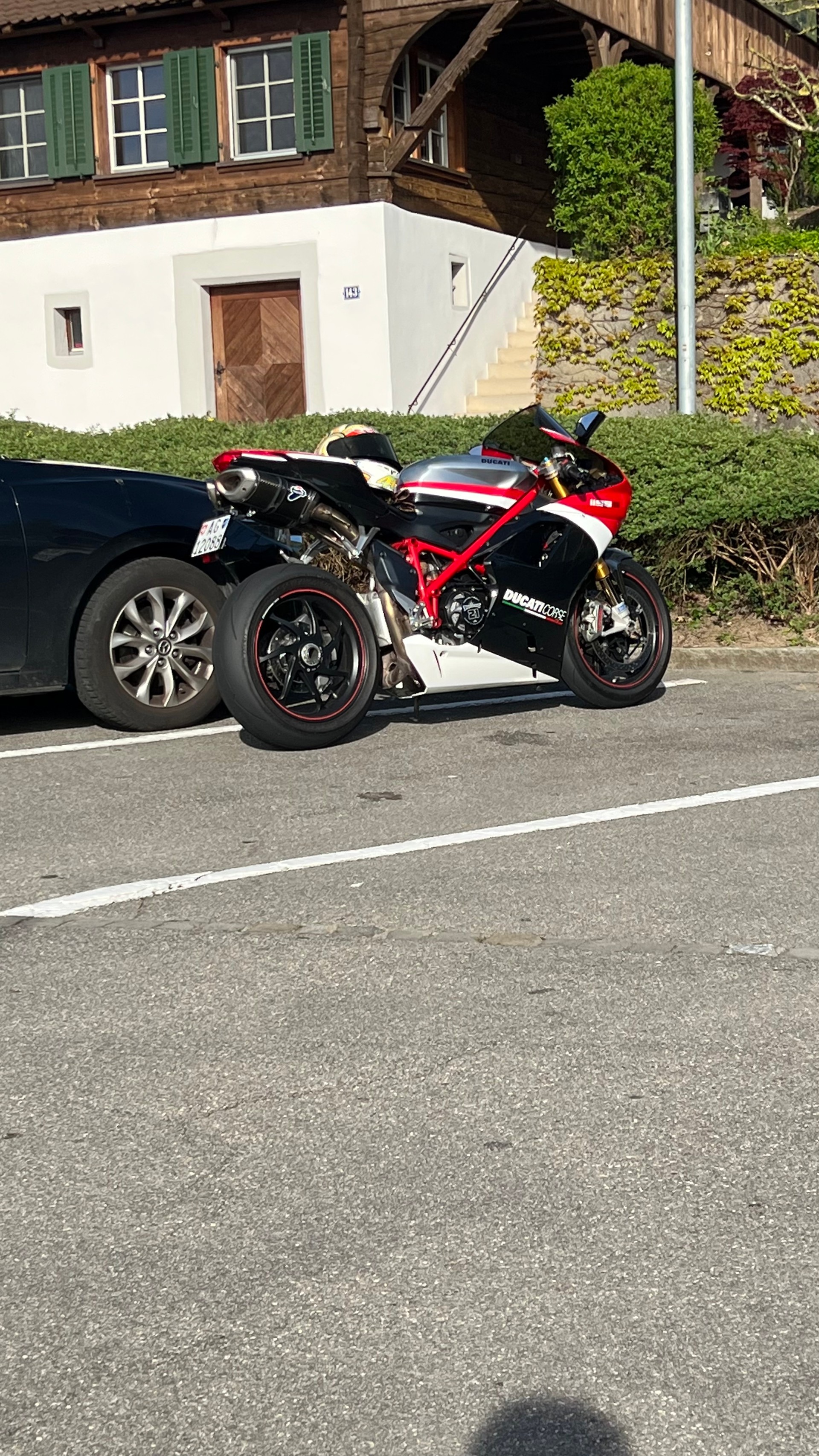 DUCATI 1198 S Corse Special Edition-image-11