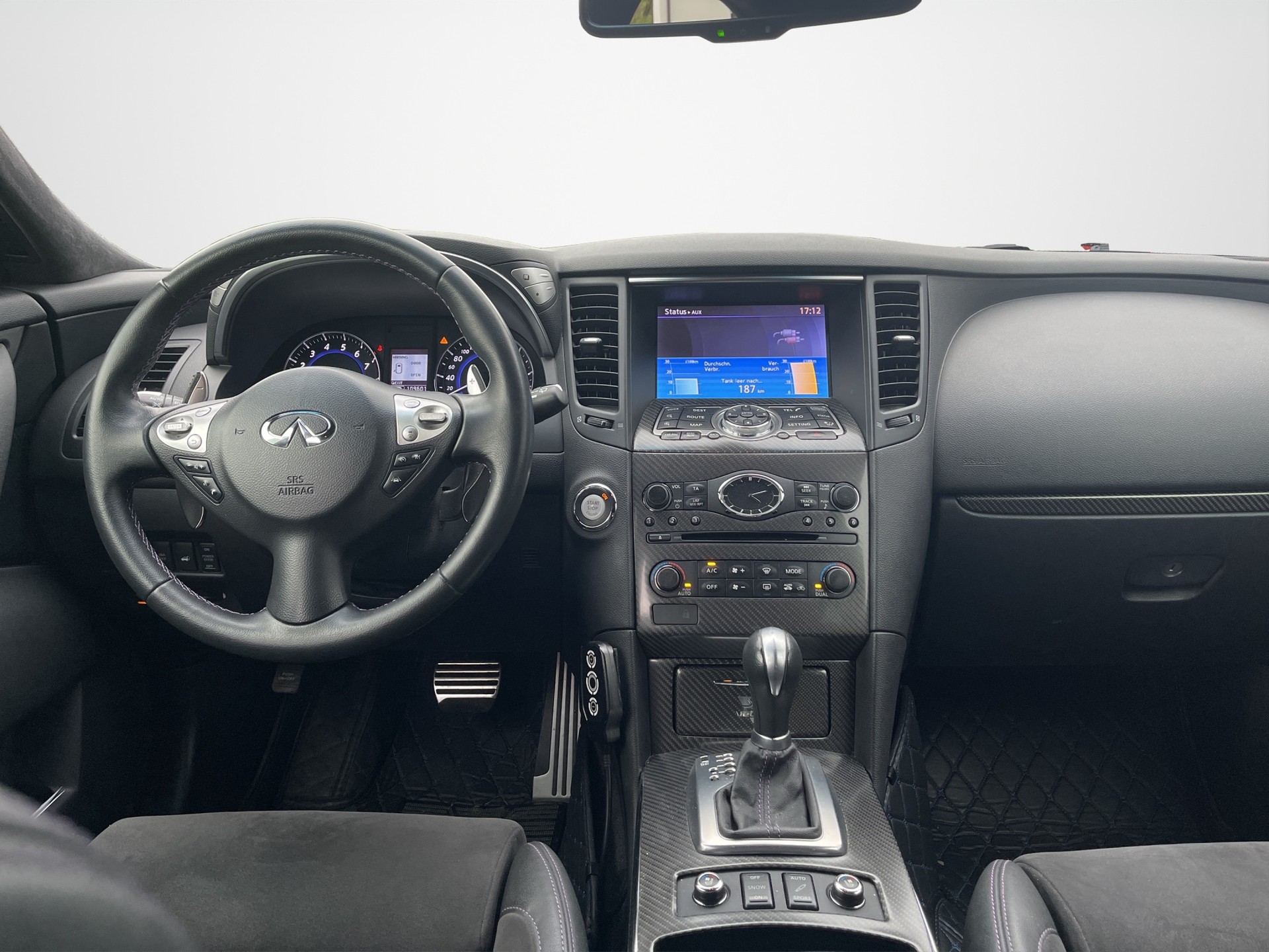 INFINITI FX50 S Vettel Edition AWD Automatic-image-6