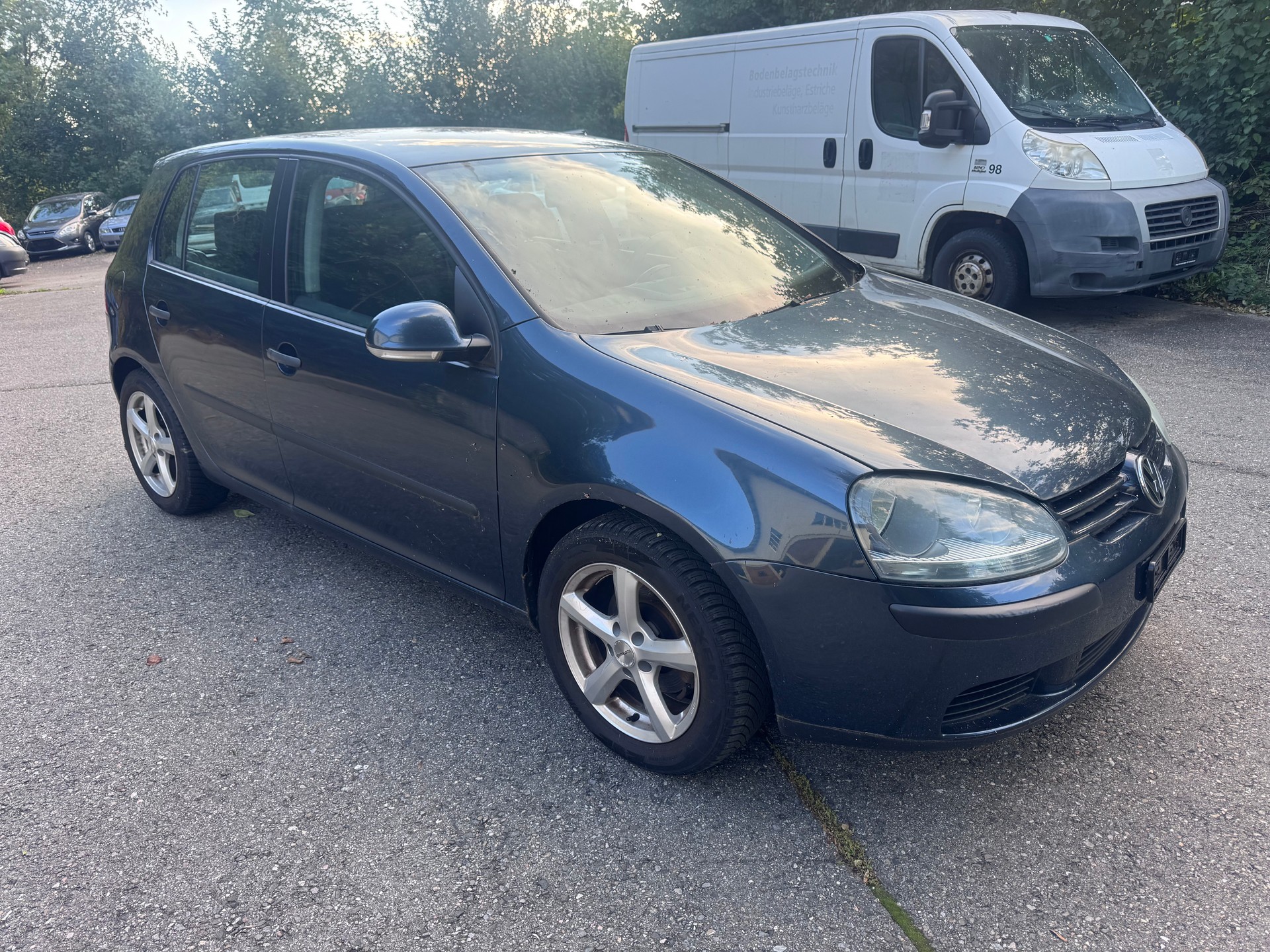 VW Golf 1.6 FSI Trendline-image-8