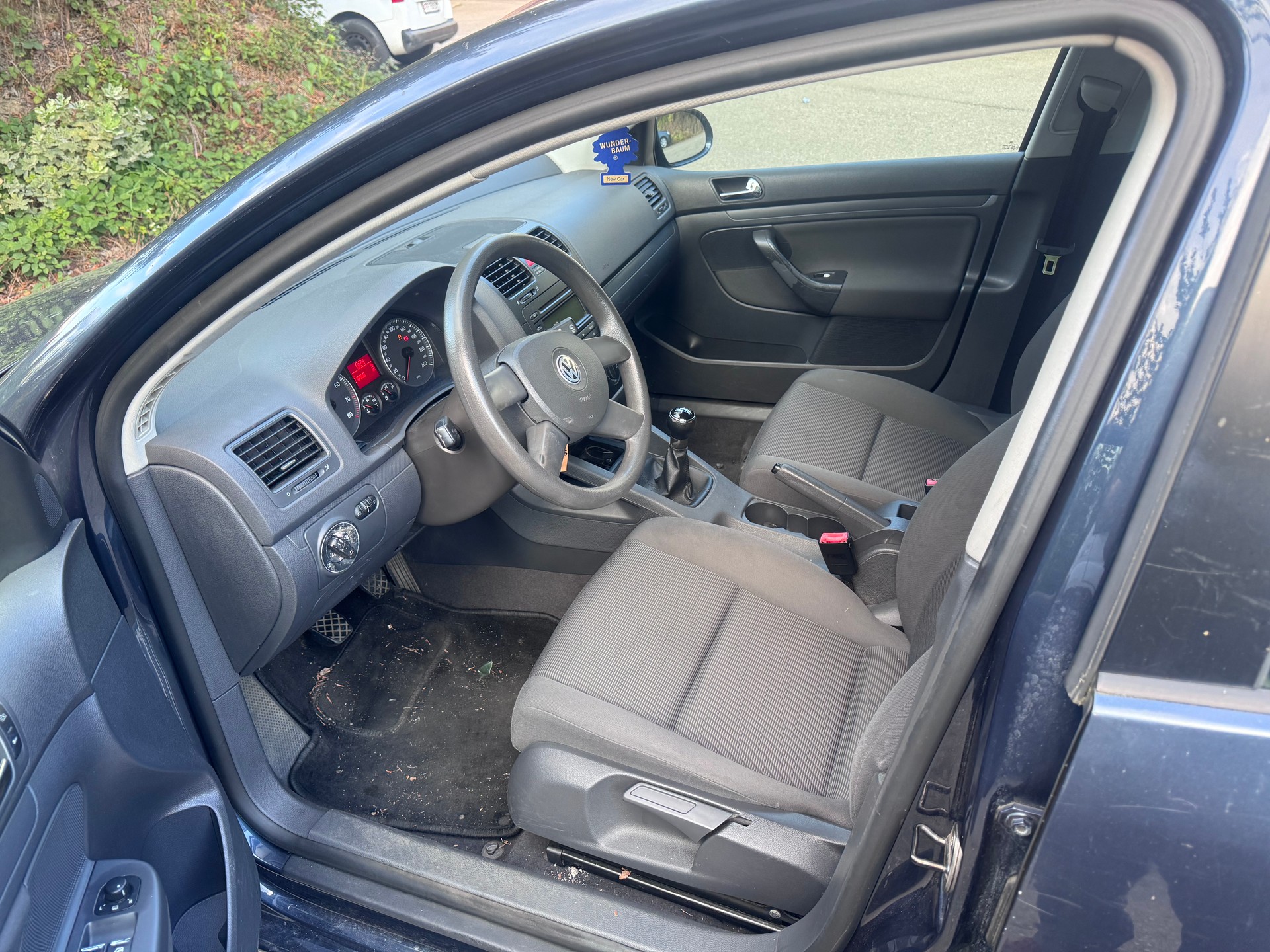 VW Golf 1.6 FSI Trendline-image-3