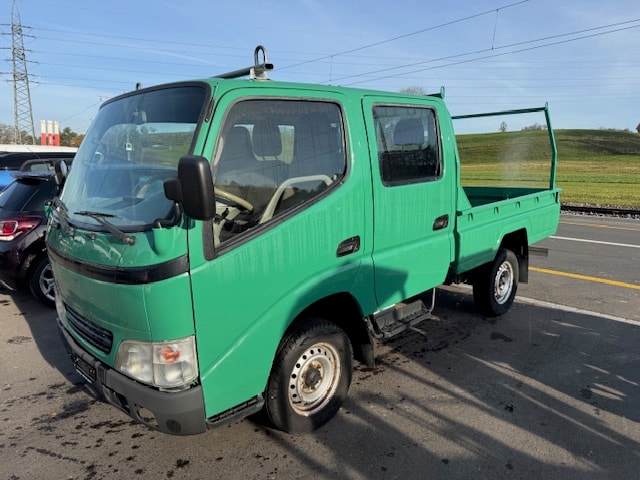 TOYOTA Dyna 100 2.5 D-4D 6 Plätzer Nutzlast 1385 kg frisch ab MFK