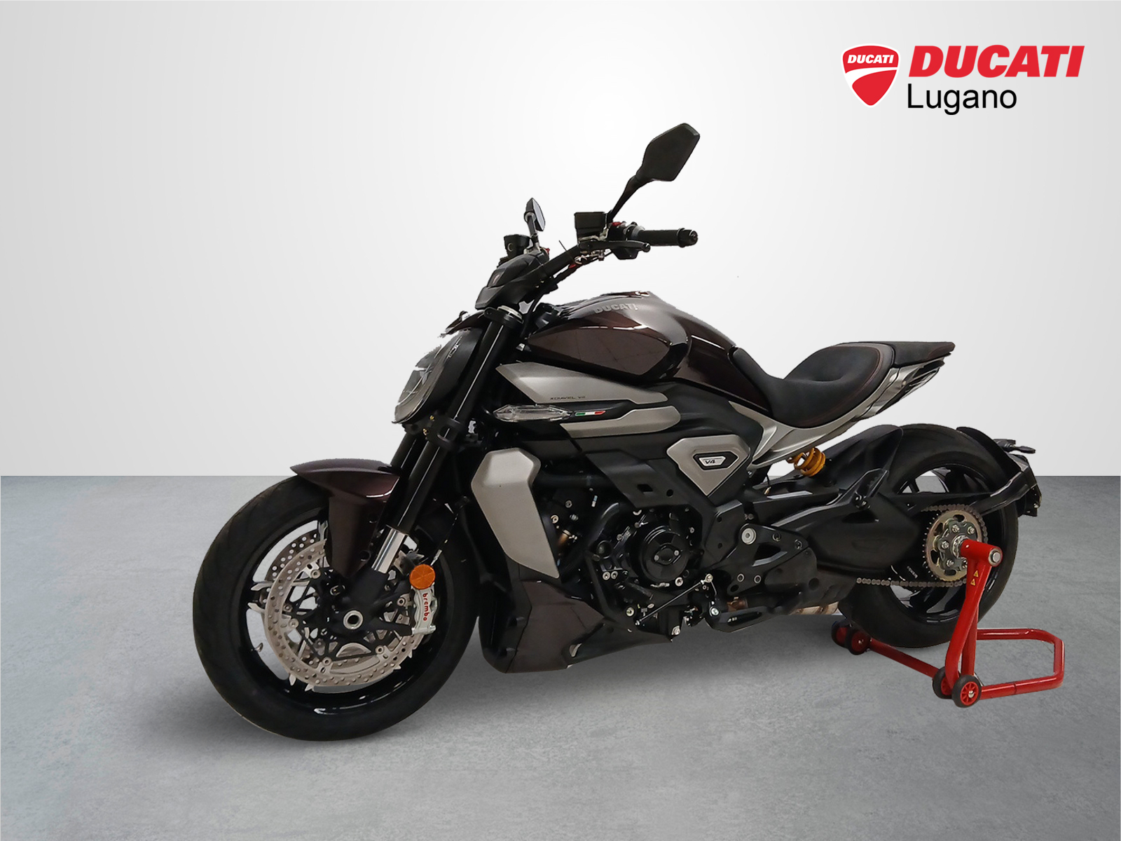 DUCATI X Diavel V4-image-1