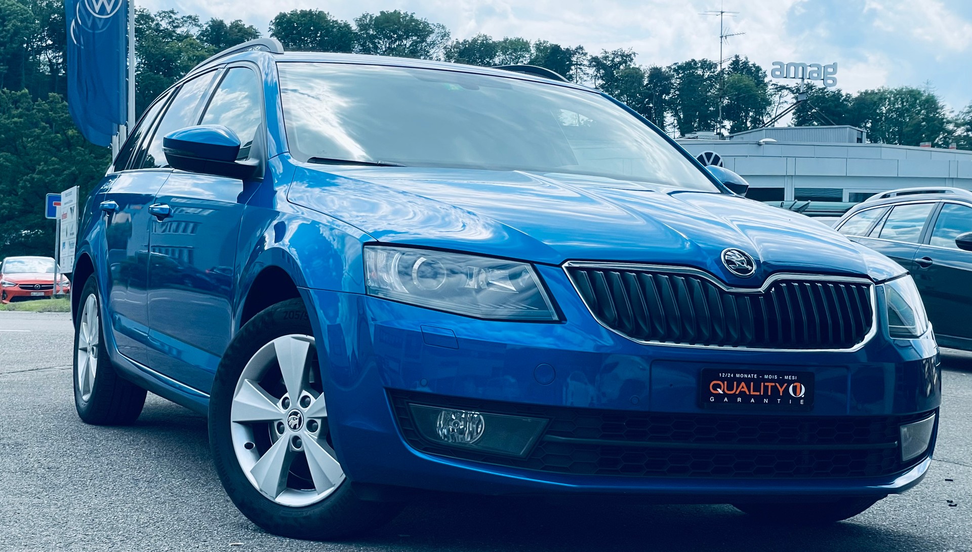 SKODA Octavia Combi 2.0 TDI Swiss Edition 4x4 DSG-image-1