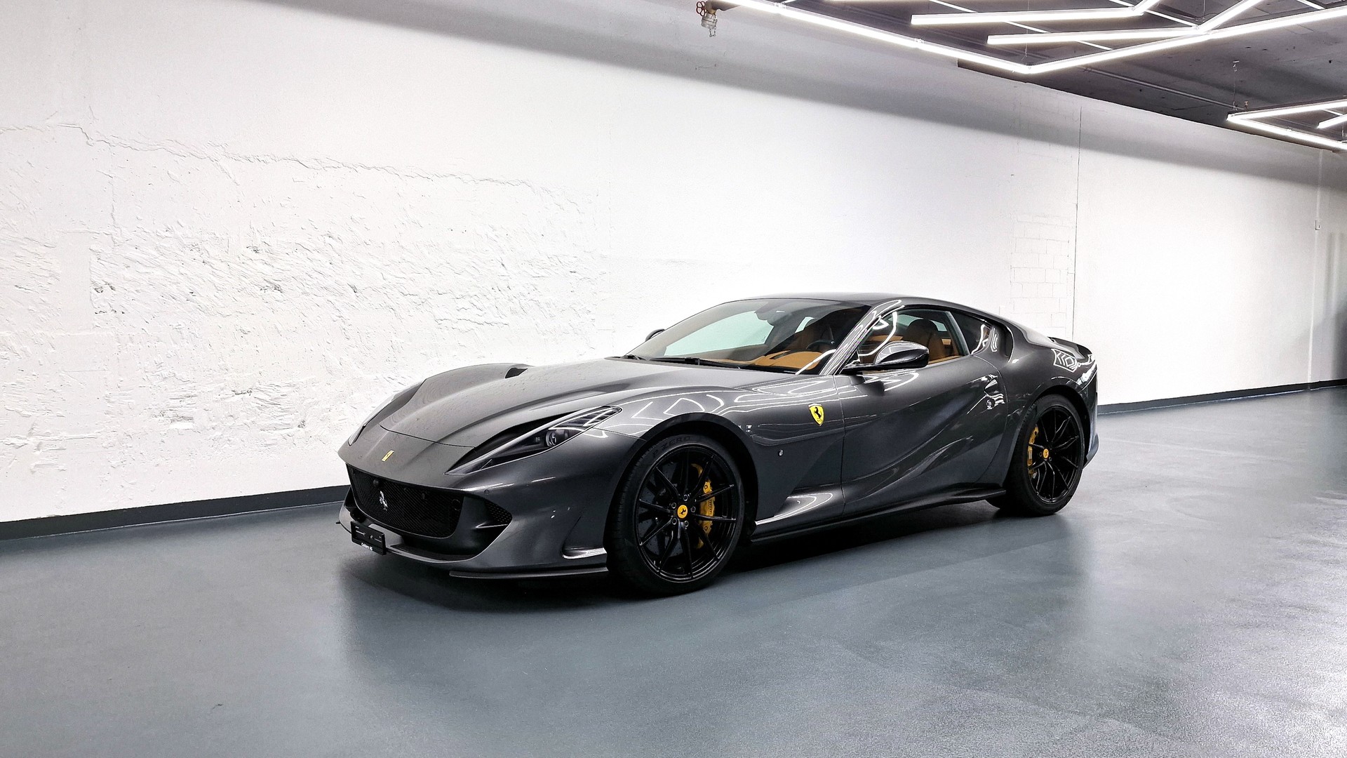 FERRARI 812 Superfast 6.5-image-5