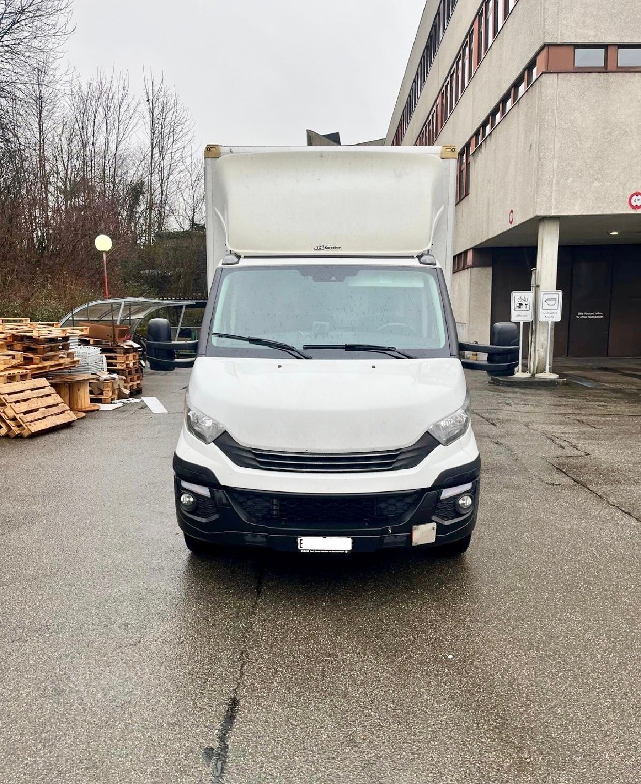 IVECO 35 S 18 Automatik, 180 PS, Koffer mit Hebebühne, AHK 3.5 T-showroom-element-1