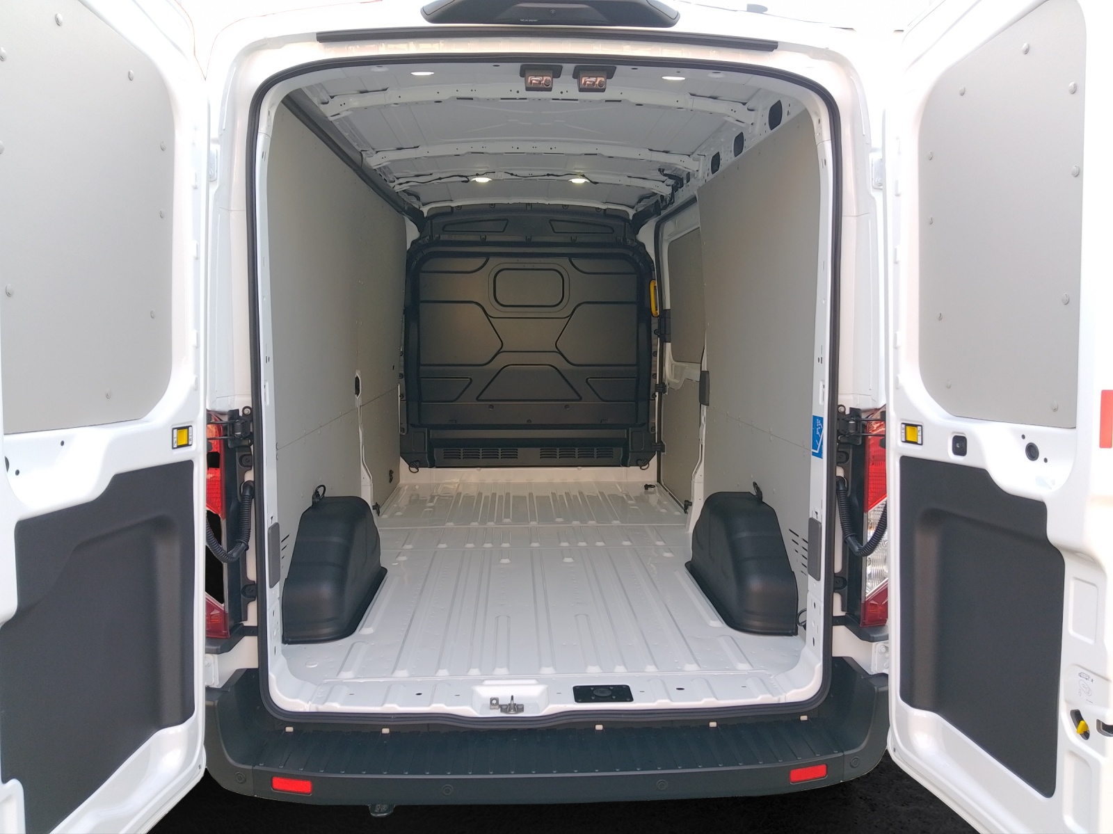 FORD Transit Van 350 L3H2 2.0 EcoBlue 165 Trend-image-13
