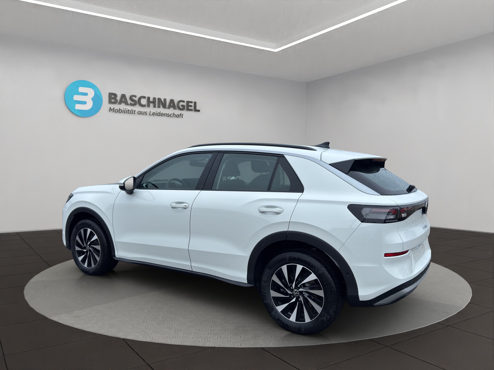 VW T-Roc 1.5 eTSI mHEV Life DSG-showroom-element-2