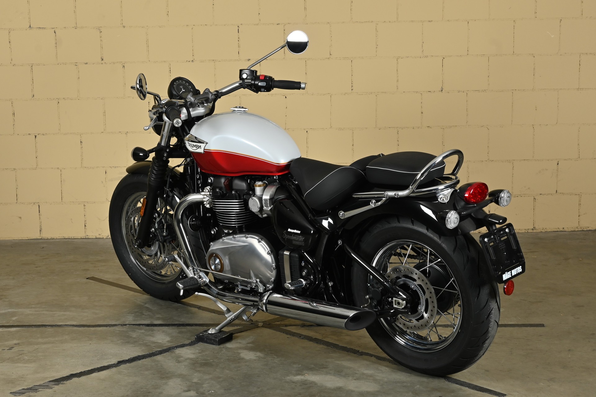 TRIUMPH Speedmaster-image-4