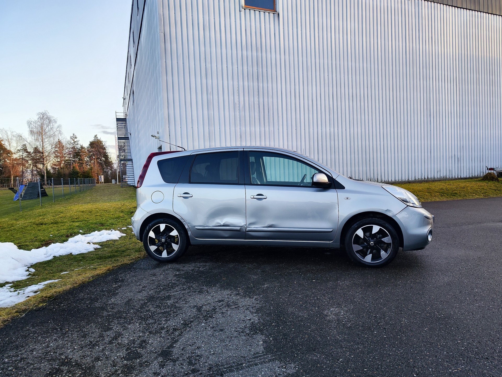 NISSAN Note 1.6 i-Way+ Automatic-showroom-element-3