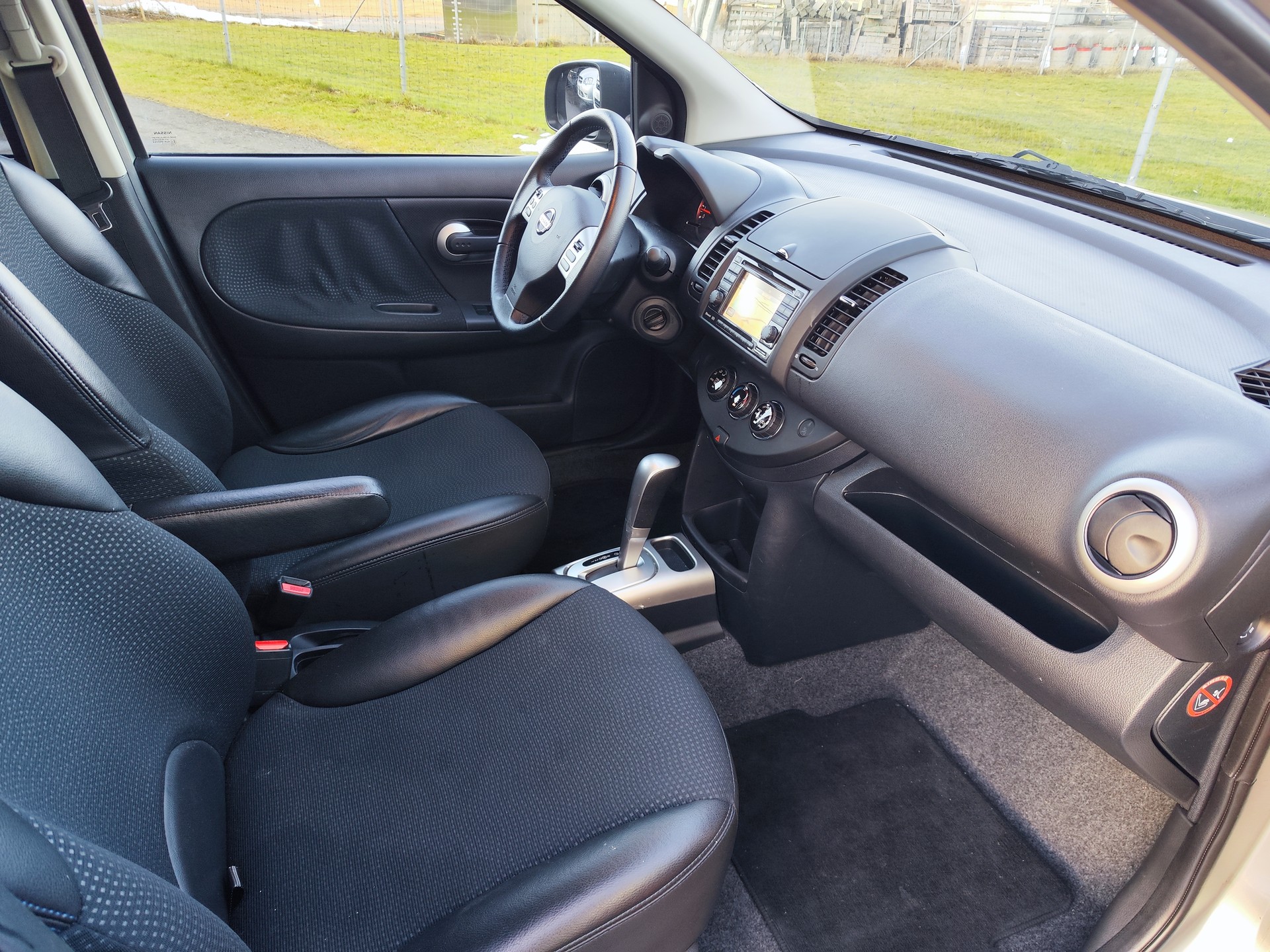 NISSAN Note 1.6 i-Way+ Automatic-image-10