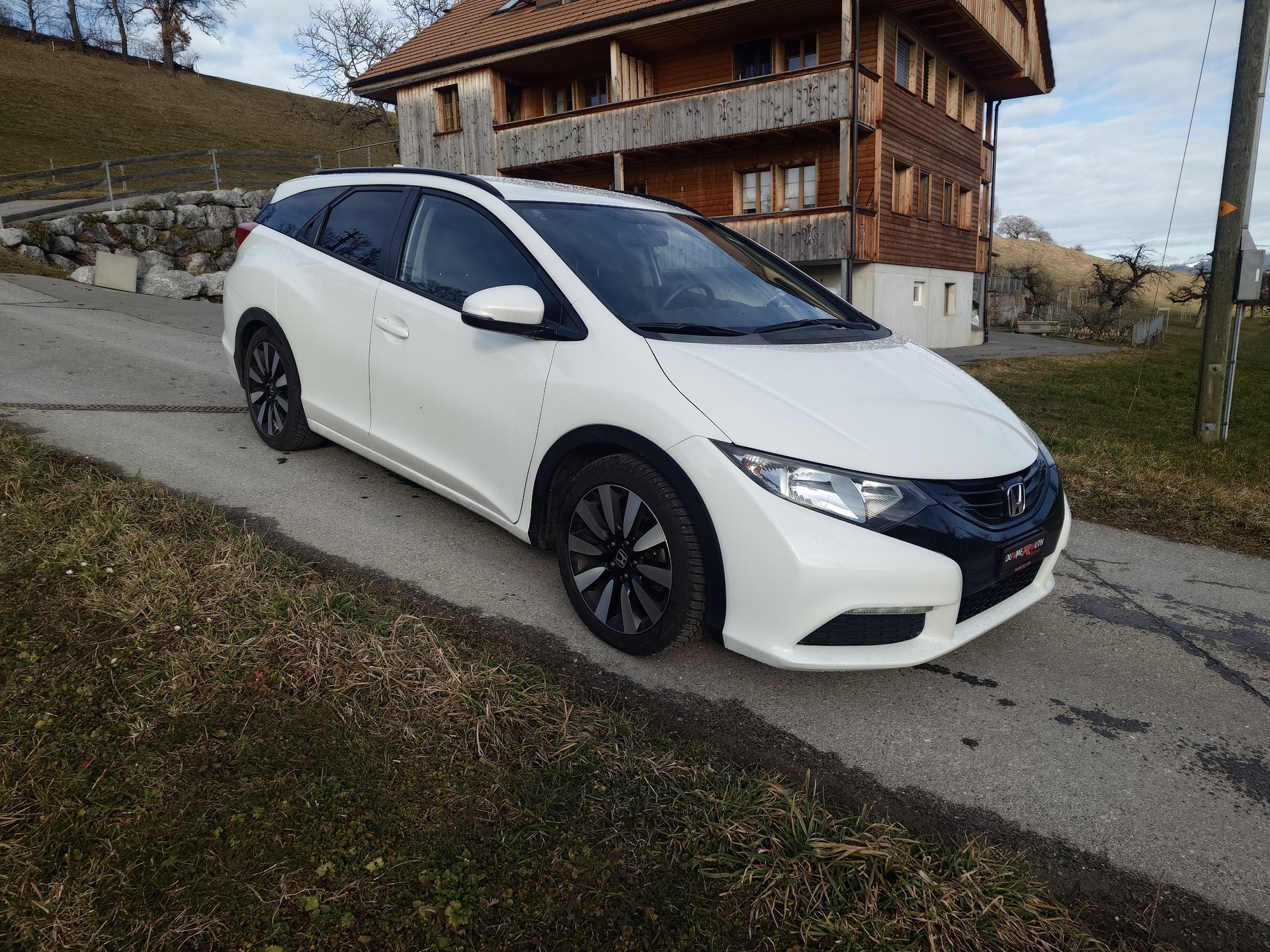 HONDA Civic Tourer 1.6 i-DTEC Comfort-image-4