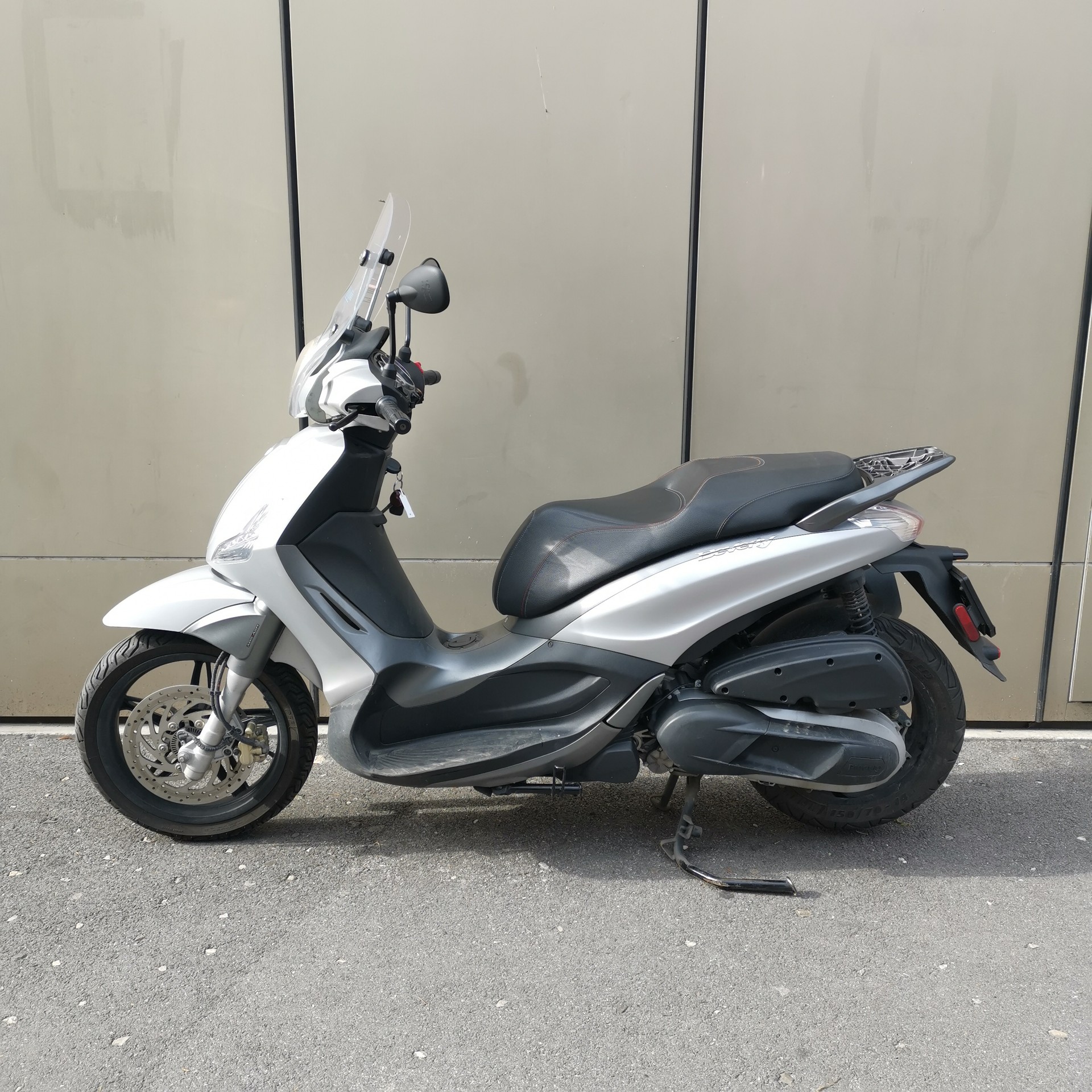 PIAGGIO Beverly 350 i.e. ABS-image-3